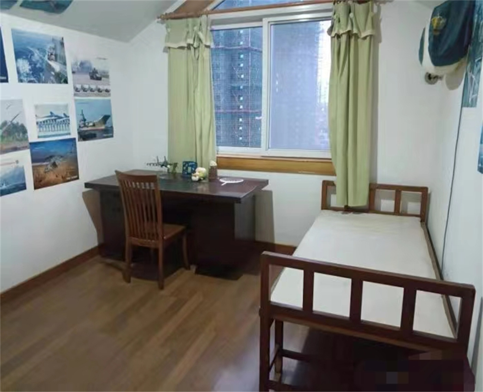 朝晖花园 3室2厅1卫 100m&sup2;
