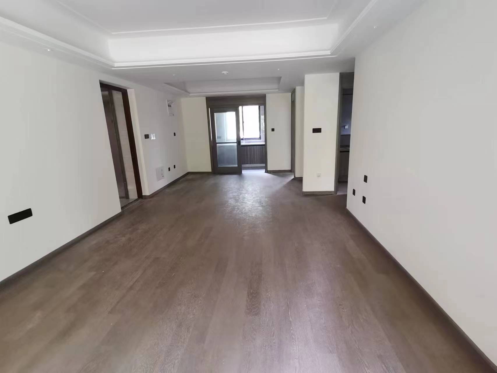 湖山源著 3室2厅1卫 100.00m&sup2;