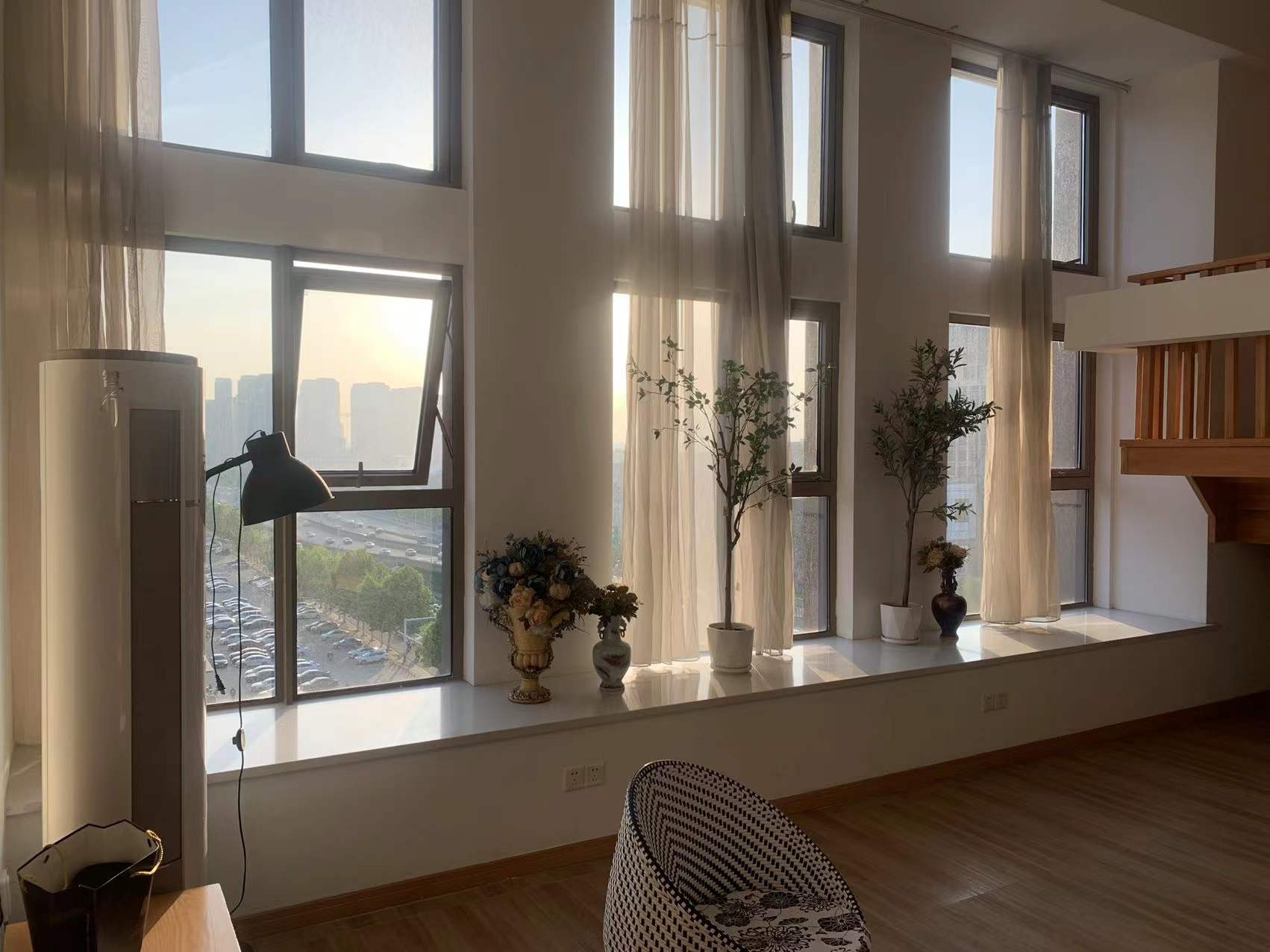 中港银座 5室2厅2卫 86m&sup2;