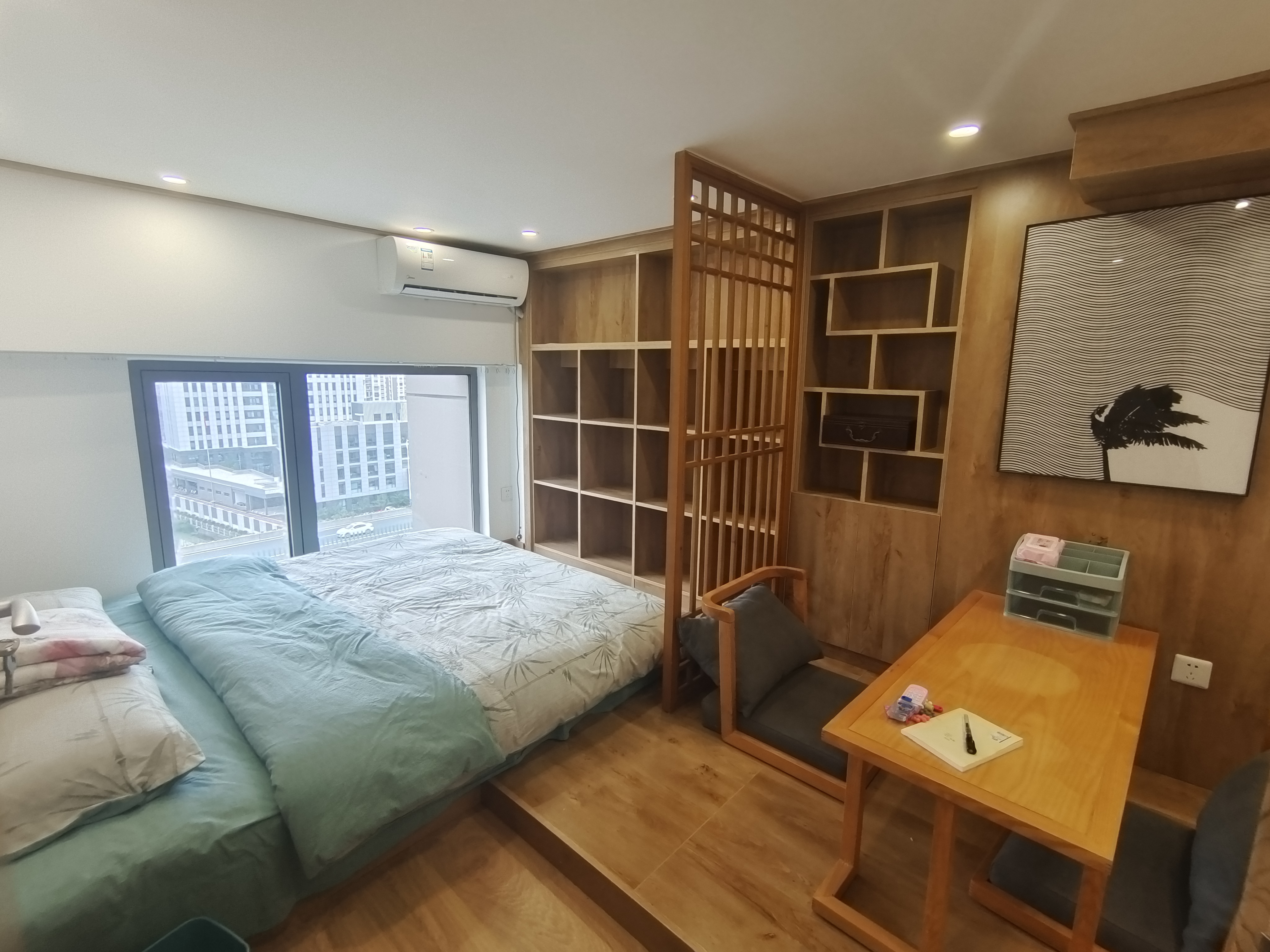 中港银座 3室2厅2卫 68.00m&sup2;