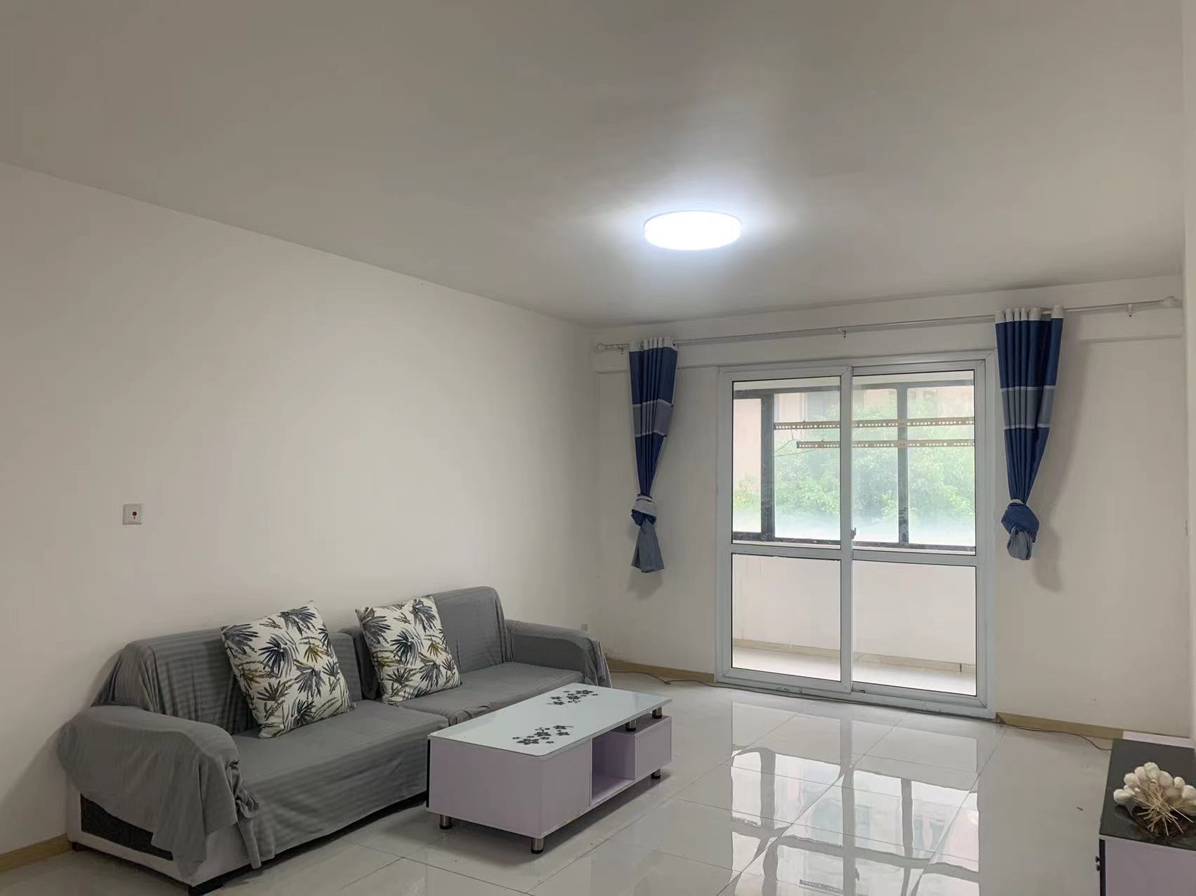 中港城世家 3室2厅2卫 142m&sup2;