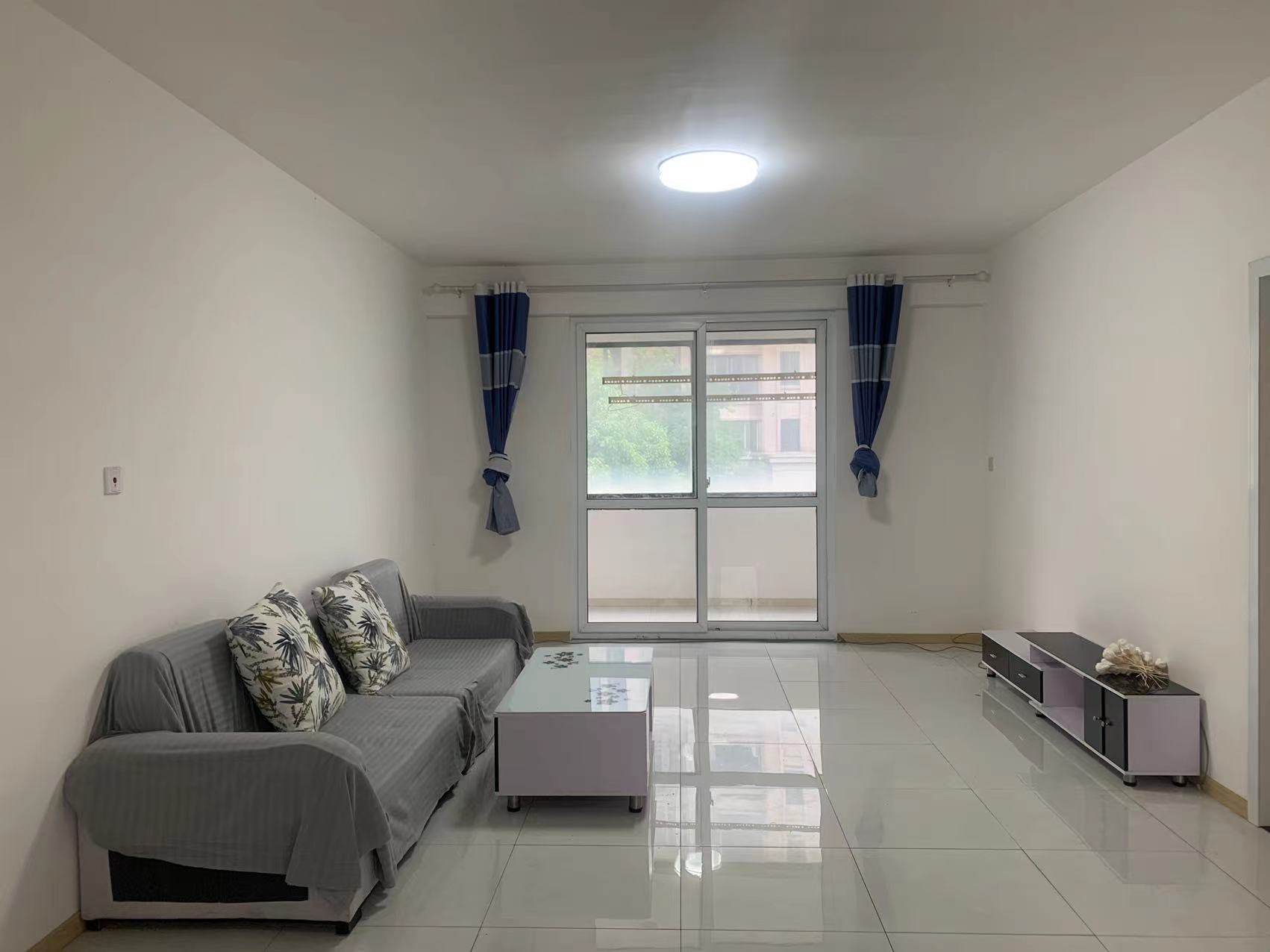 中港城世家 3室2厅2卫 142m&sup2;