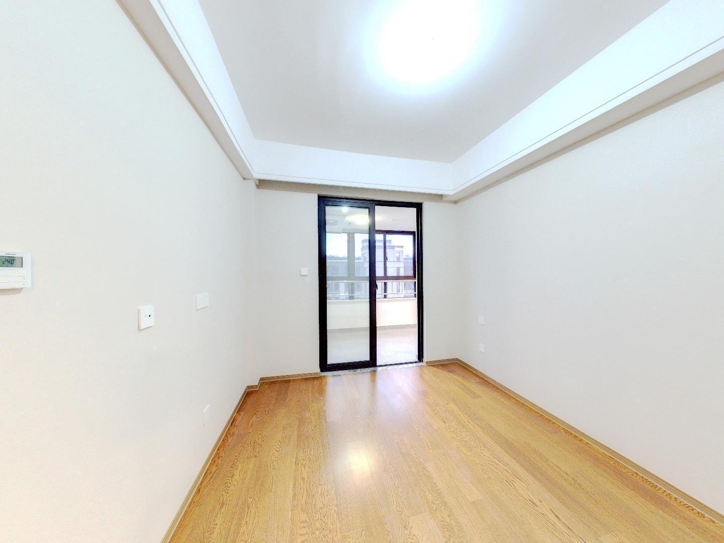 万濠禧园 4室2厅2卫 153m&sup2;