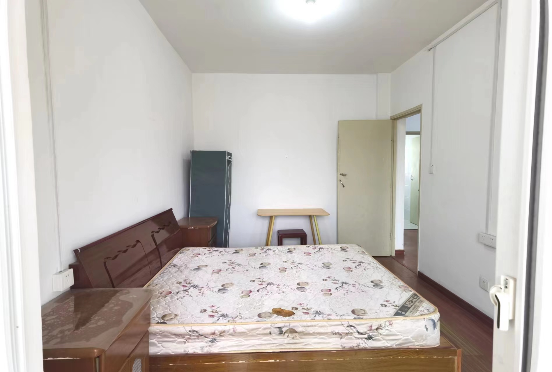 学士府 3室1厅1卫 107.00m&sup2;
