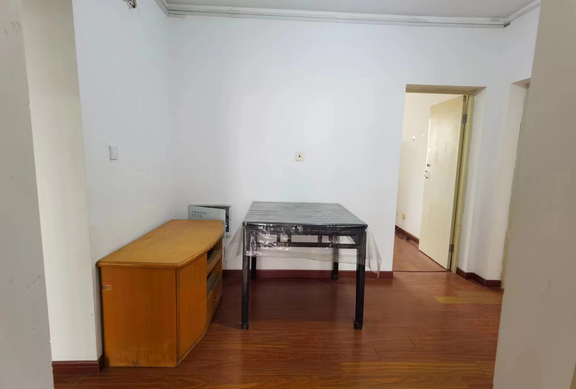 学士府 3室1厅1卫 107.00m&sup2;