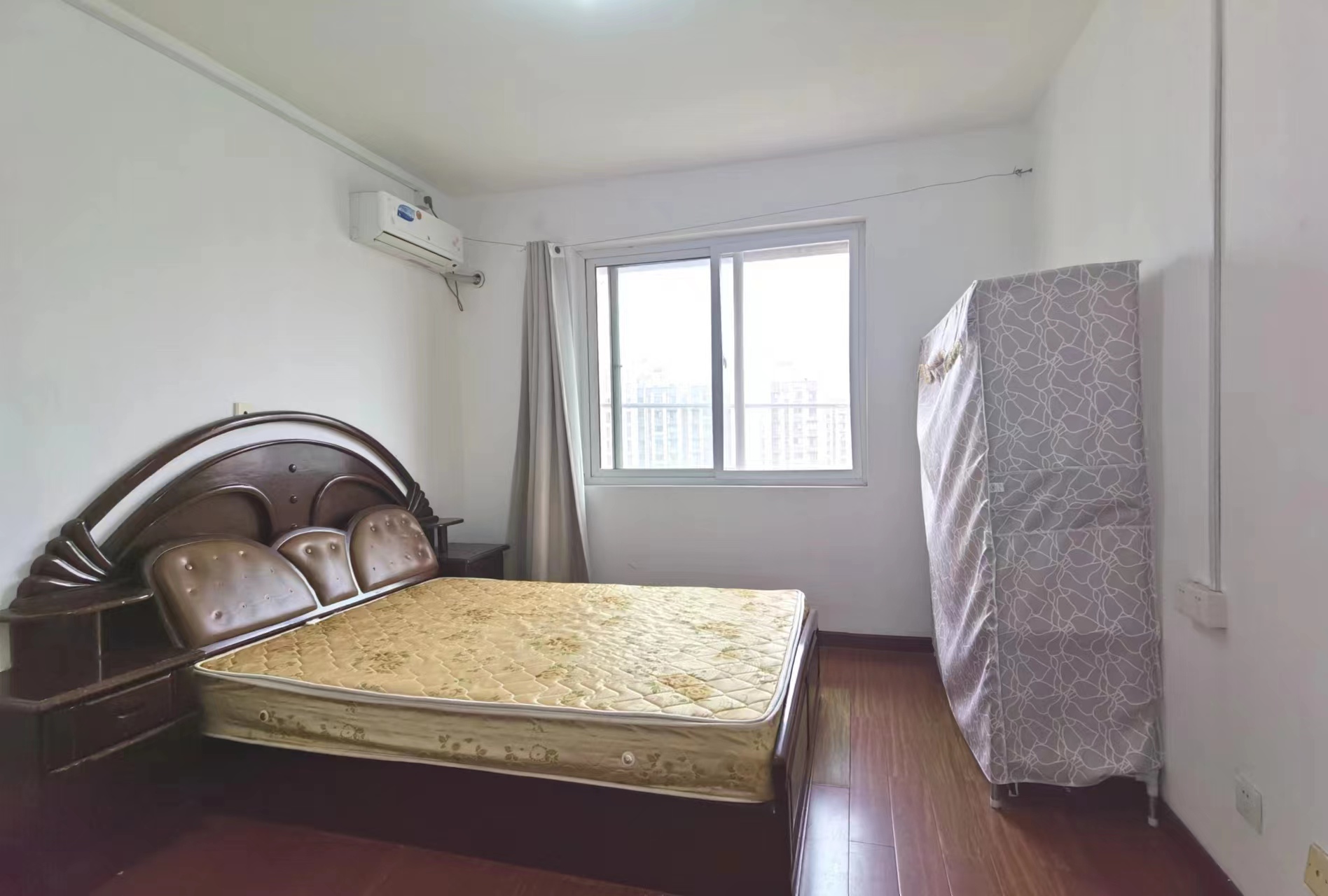 学士府 3室1厅1卫 107.00m&sup2;