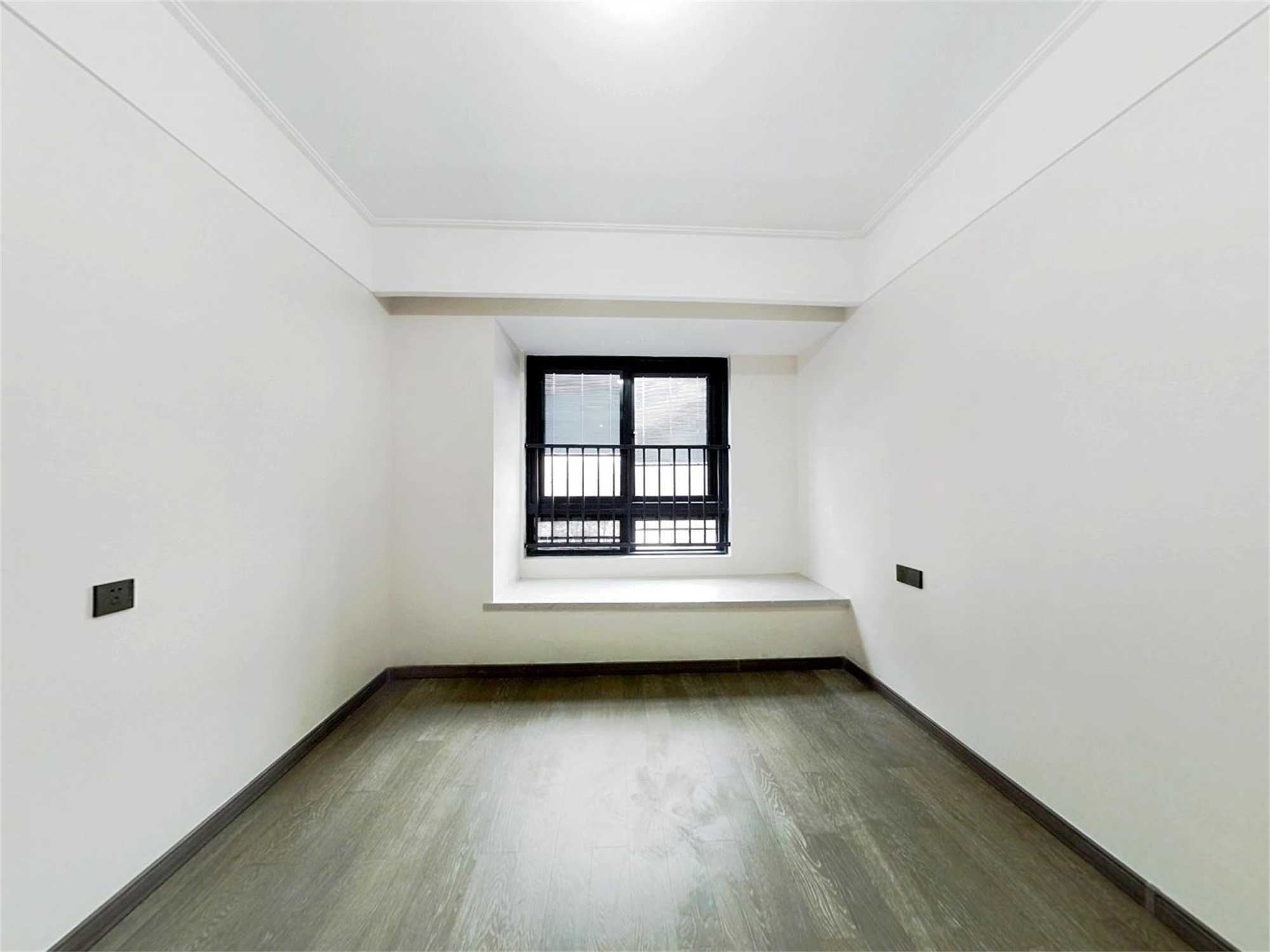 万科翡翠东第 3室2厅2卫 129m&sup2;