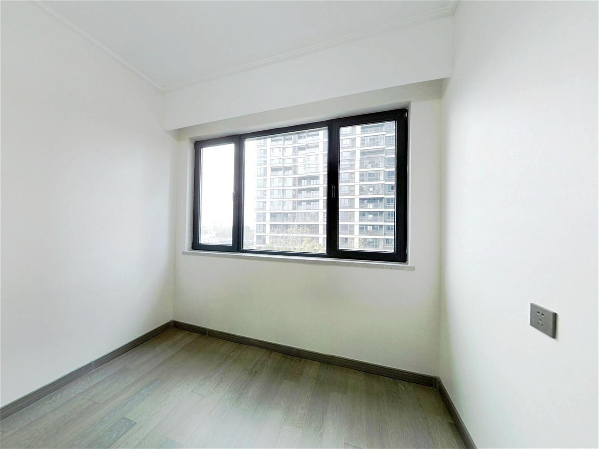 万科翡翠东第 3室2厅2卫 129m&sup2;