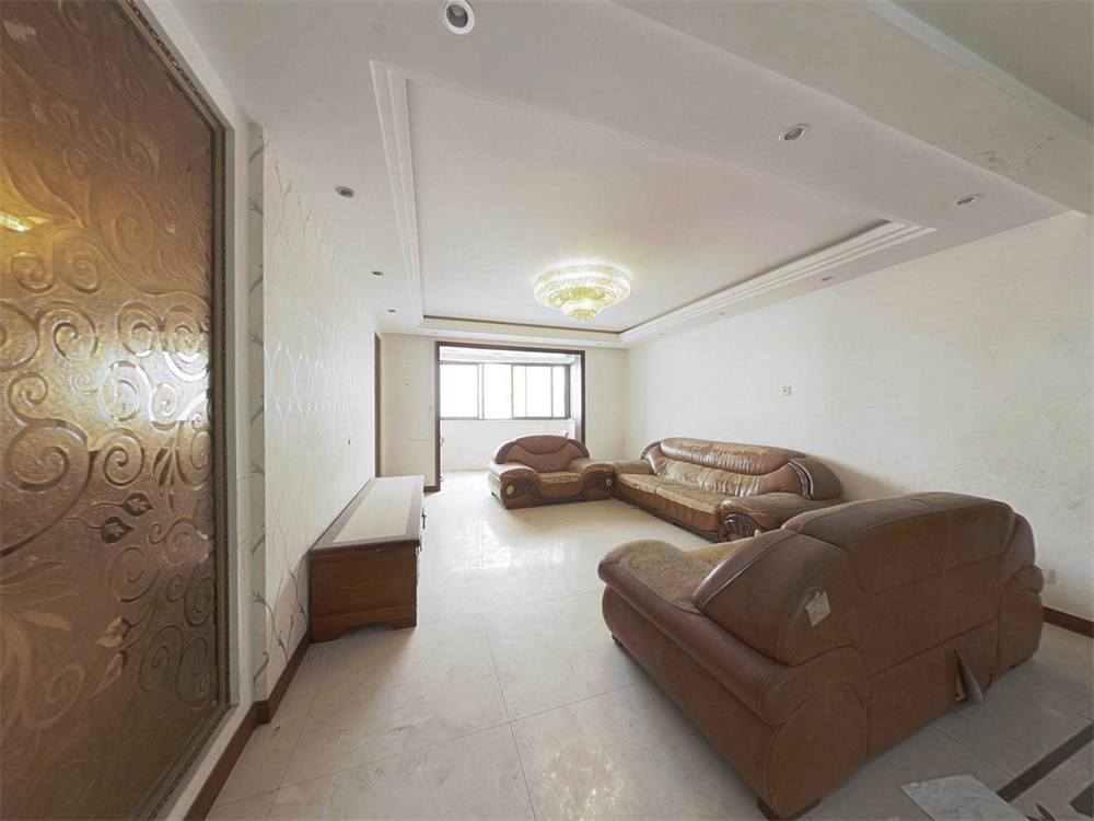 高迪晶城 3室2厅2卫 159.85m&sup2;