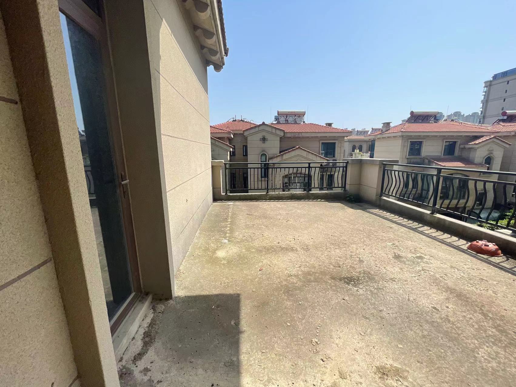 碧桂园天玺湾 5室2厅3卫 343.35m²