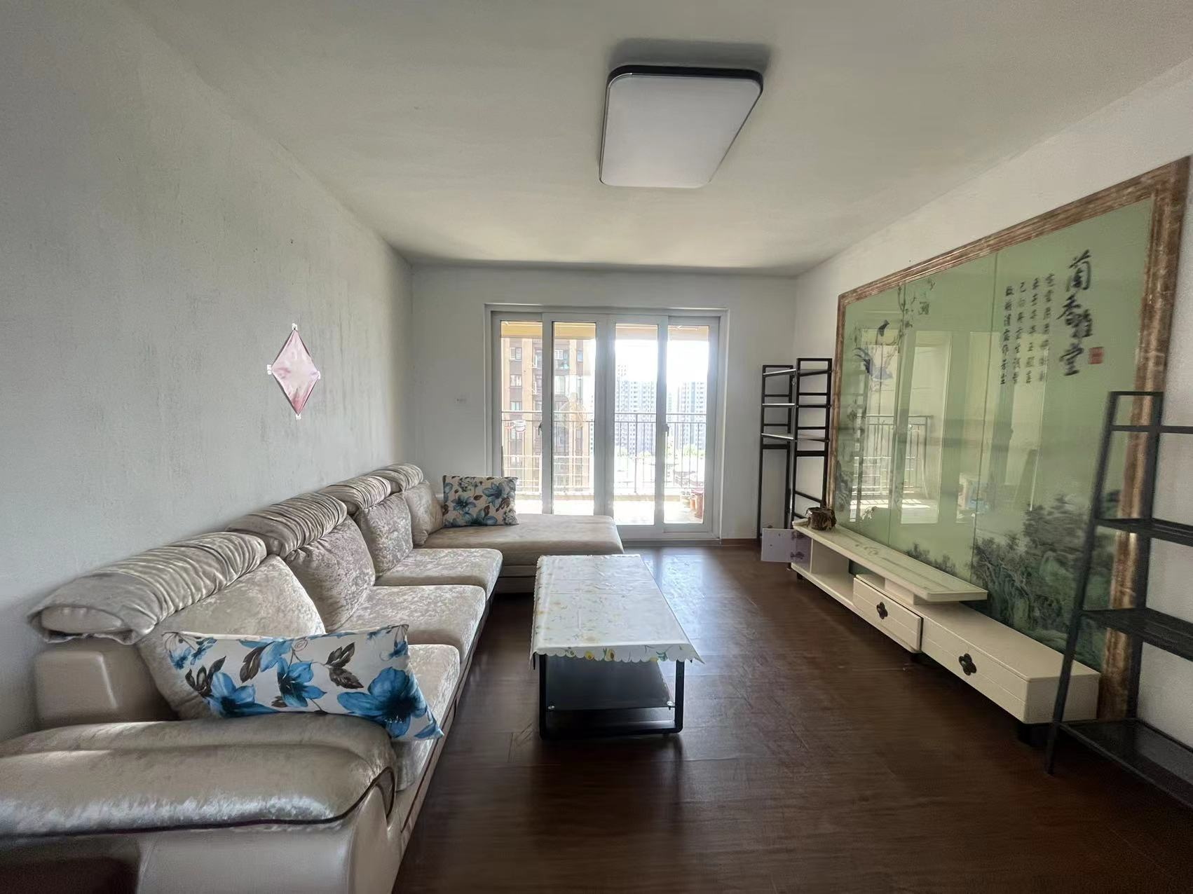 景瑞御府 3室2厅2卫 122m²