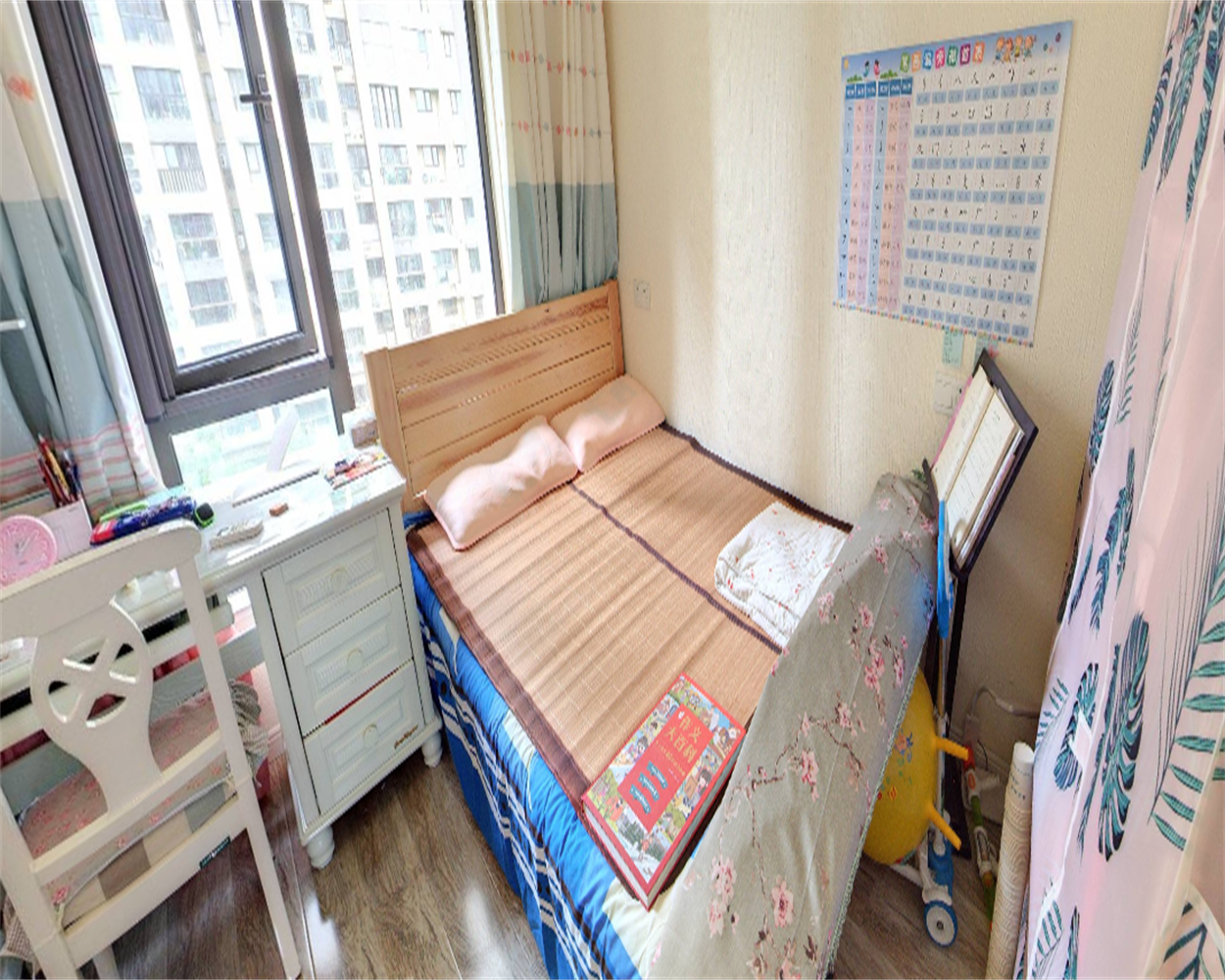 景瑞望府 3室2厅2卫 142.00m&sup2;