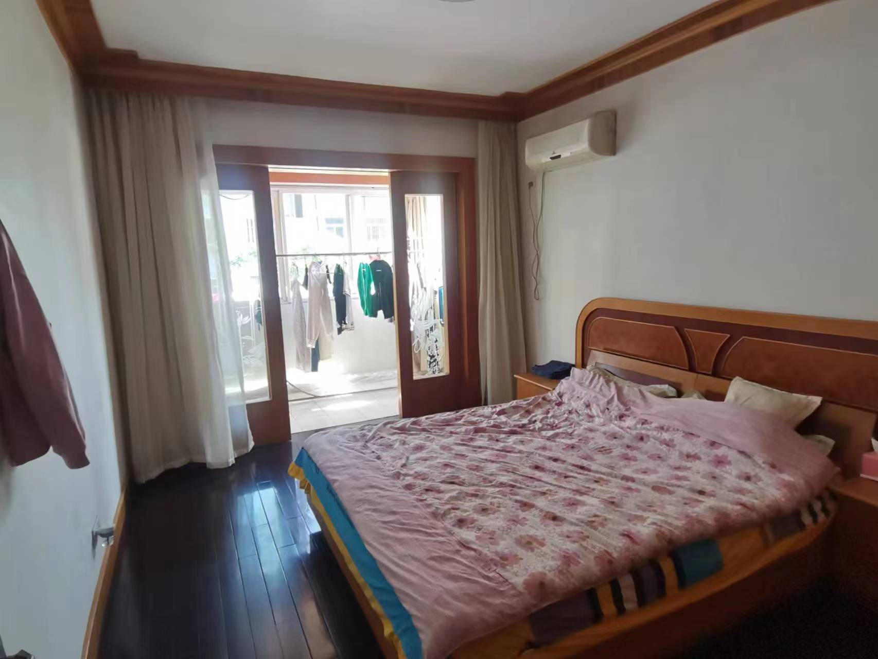 金南小区 3室2厅1卫 109m&sup2;
