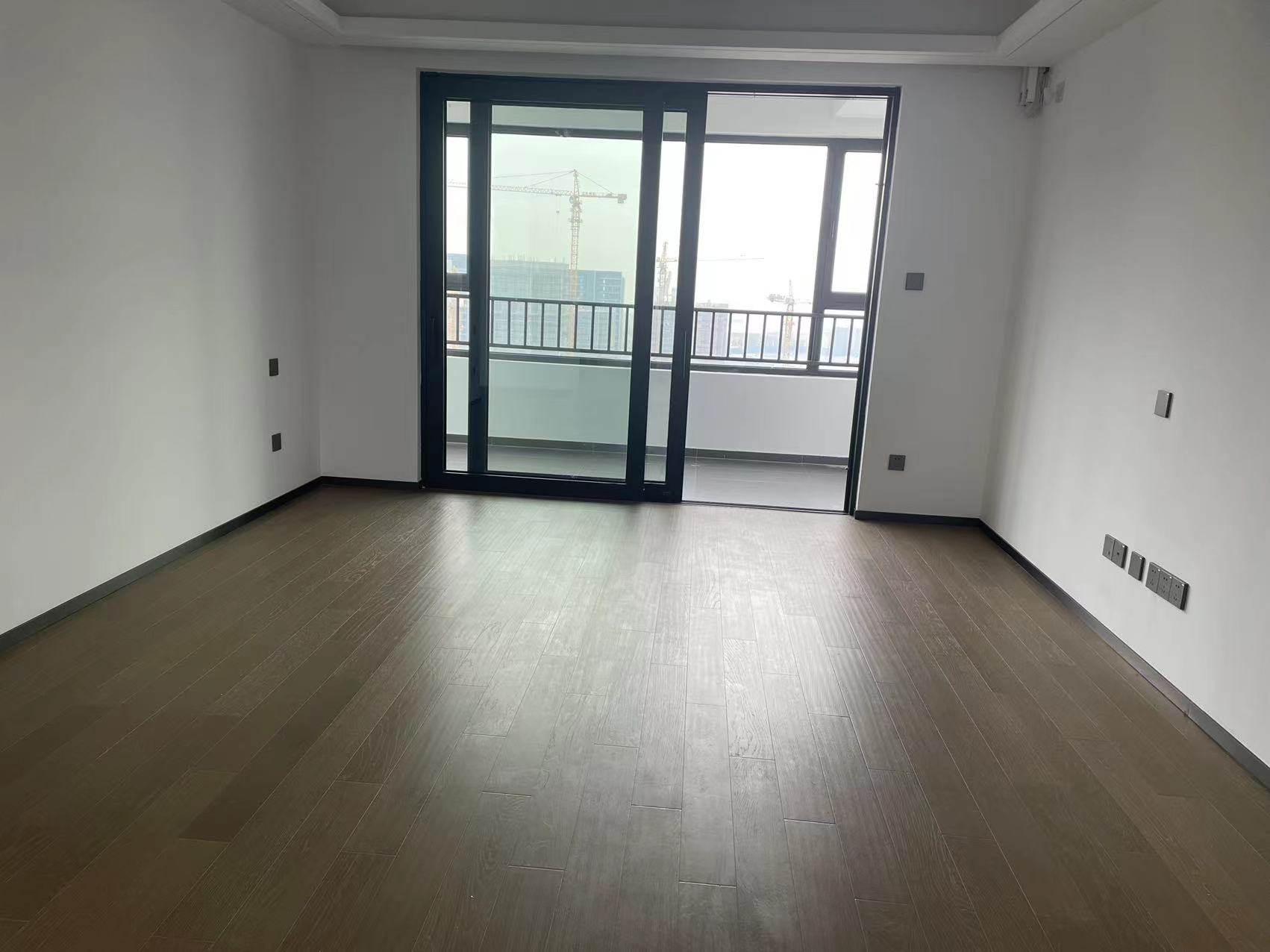 滨江玺 4室2厅2卫 144.00m&sup2;