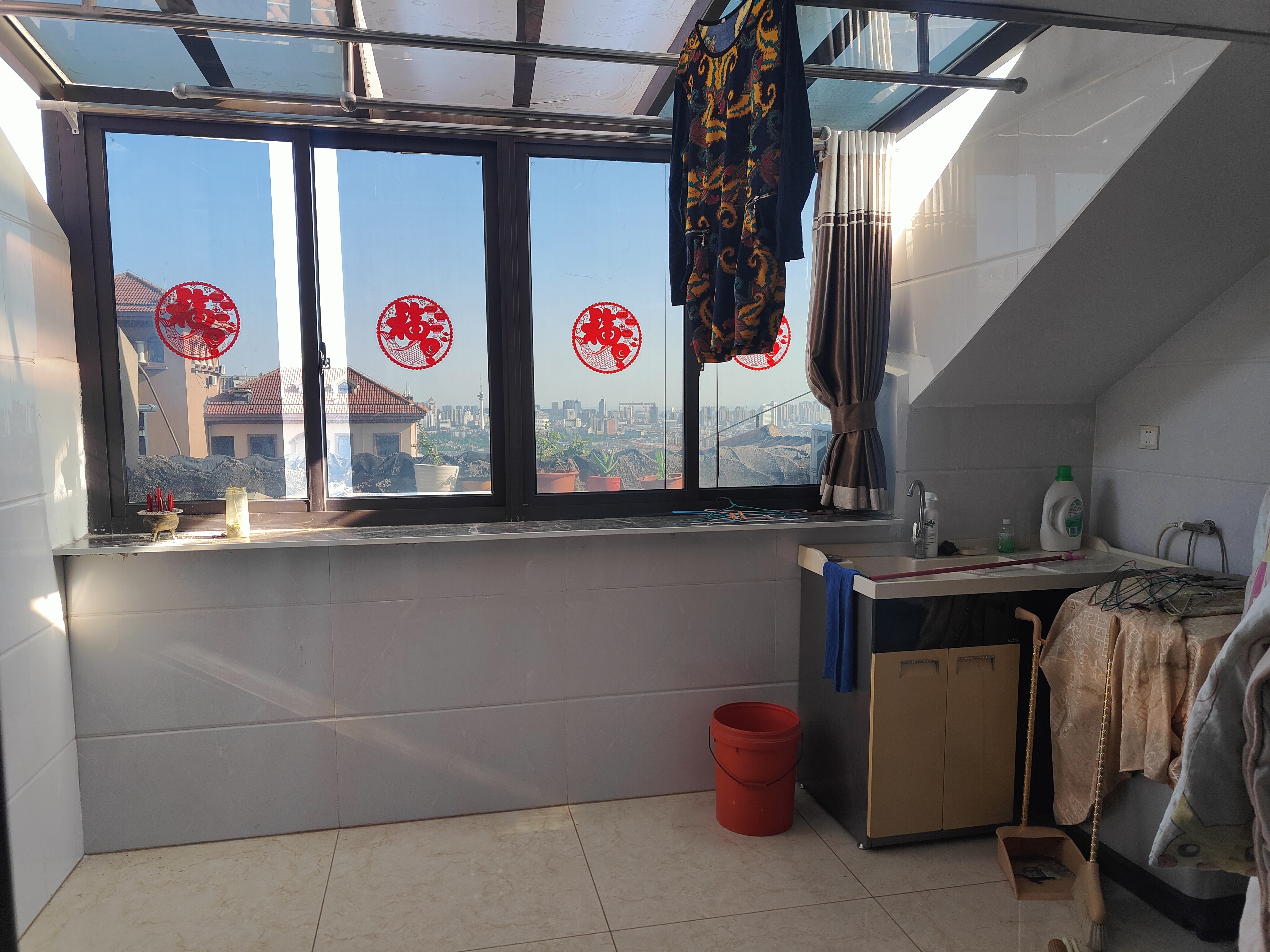 华强城一期 4室2厅2卫 190m&sup2;