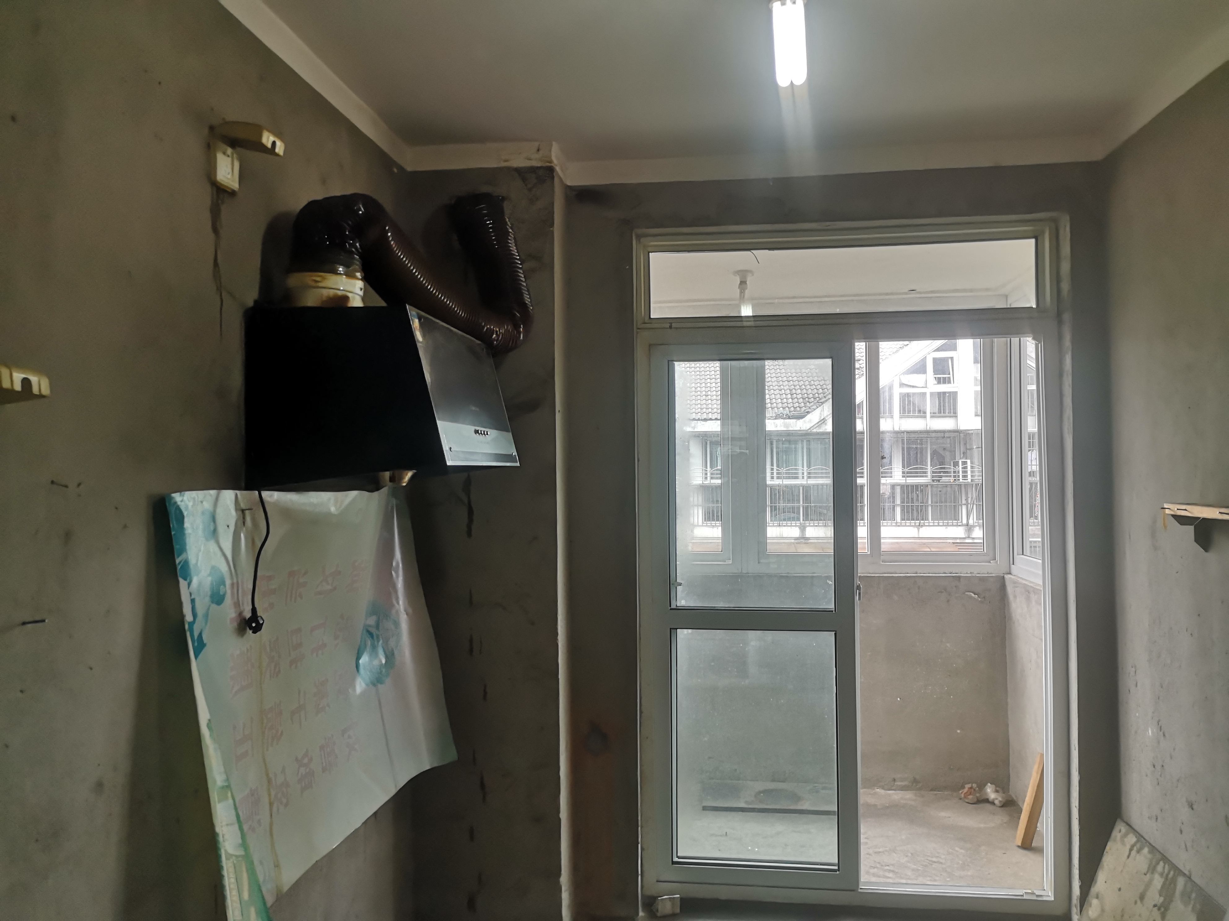 新港花苑西区 3室2厅2卫 132.00m&sup2;