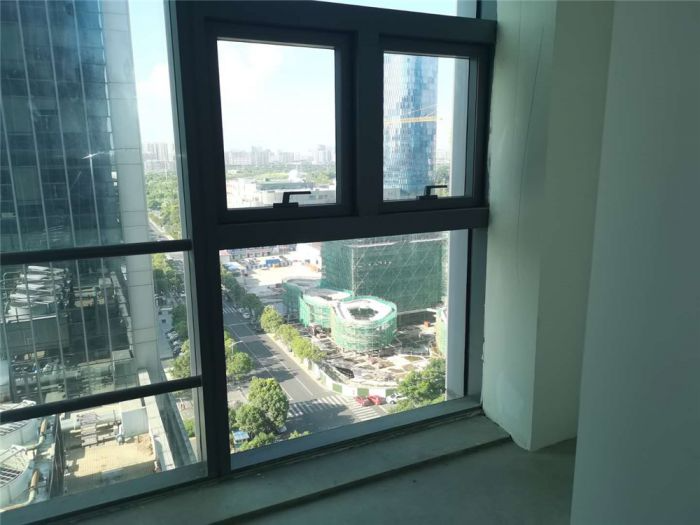 凤凰文化广场 3室2厅1卫 144.52m&sup2;
