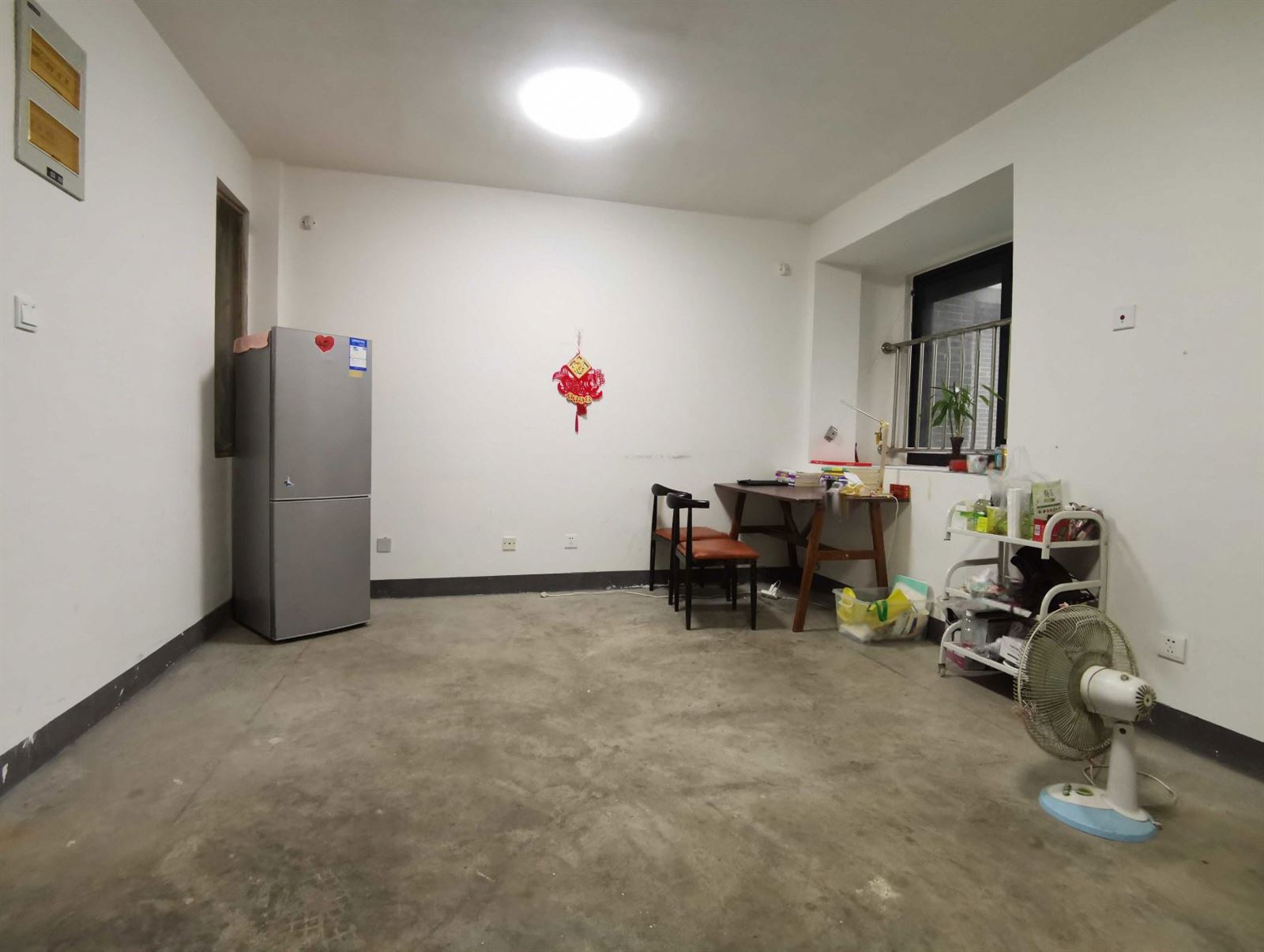 陆洪小镇街区 1室1厅1卫 61m&sup2;