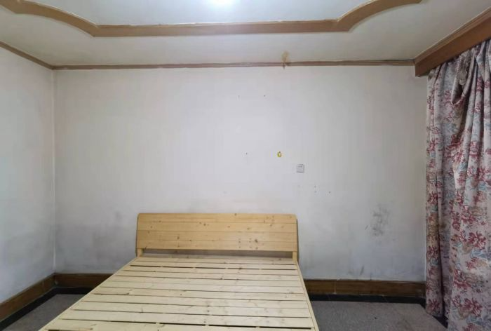 方大花苑 2室1厅1卫 70m&sup2;