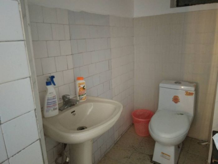 南方公寓 3室2厅1卫 146.6m&sup2;
