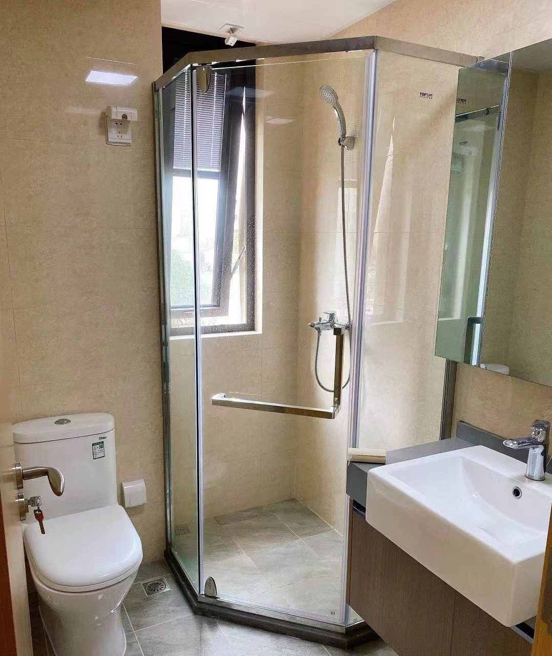 时光漫城 3室2厅2卫 125.00m&sup2;