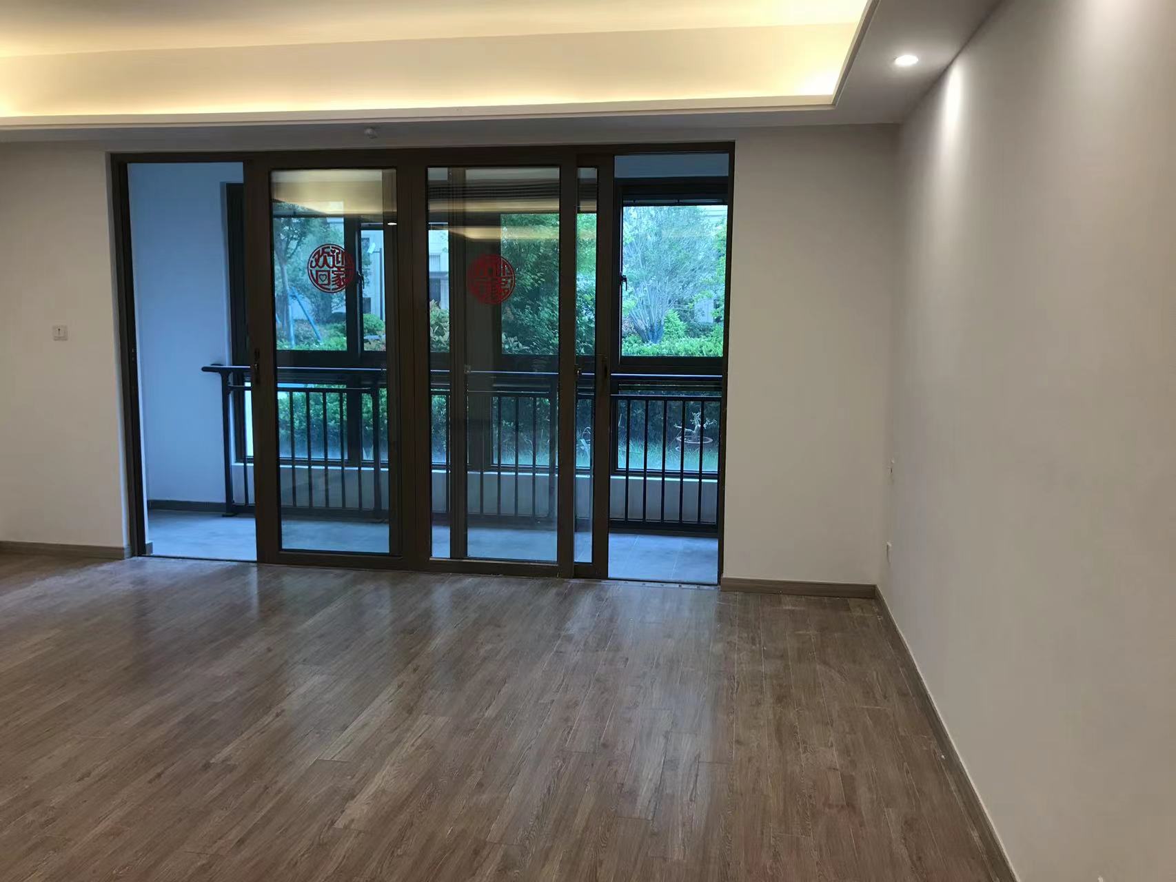 雅居乐鑫基中央公馆东区 3室1厅1卫 107.05m&sup2;