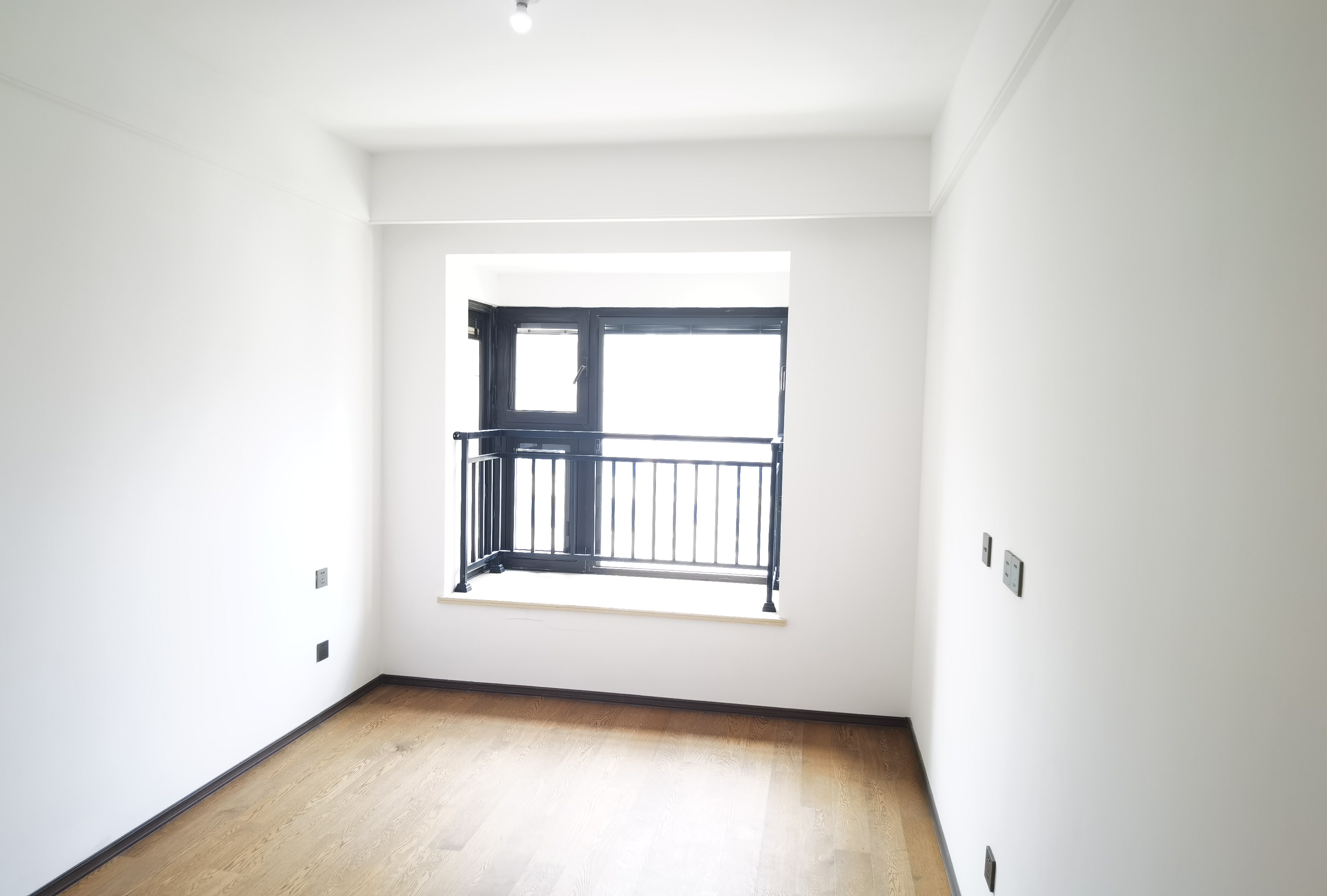 春风南岸东园 4室2厅2卫 136.14m&sup2;