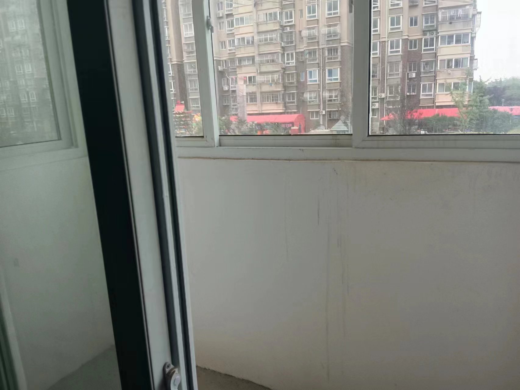天熹苑 3室2厅2卫 136m&sup2;