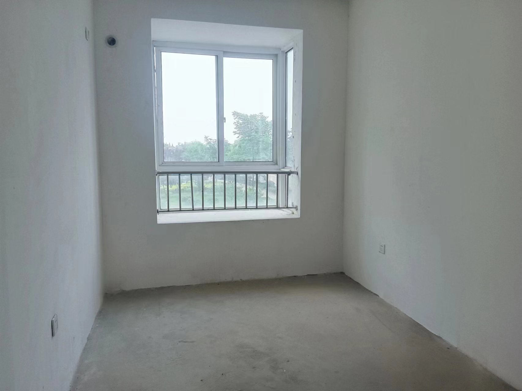 天熹苑 3室2厅2卫 136m&sup2;