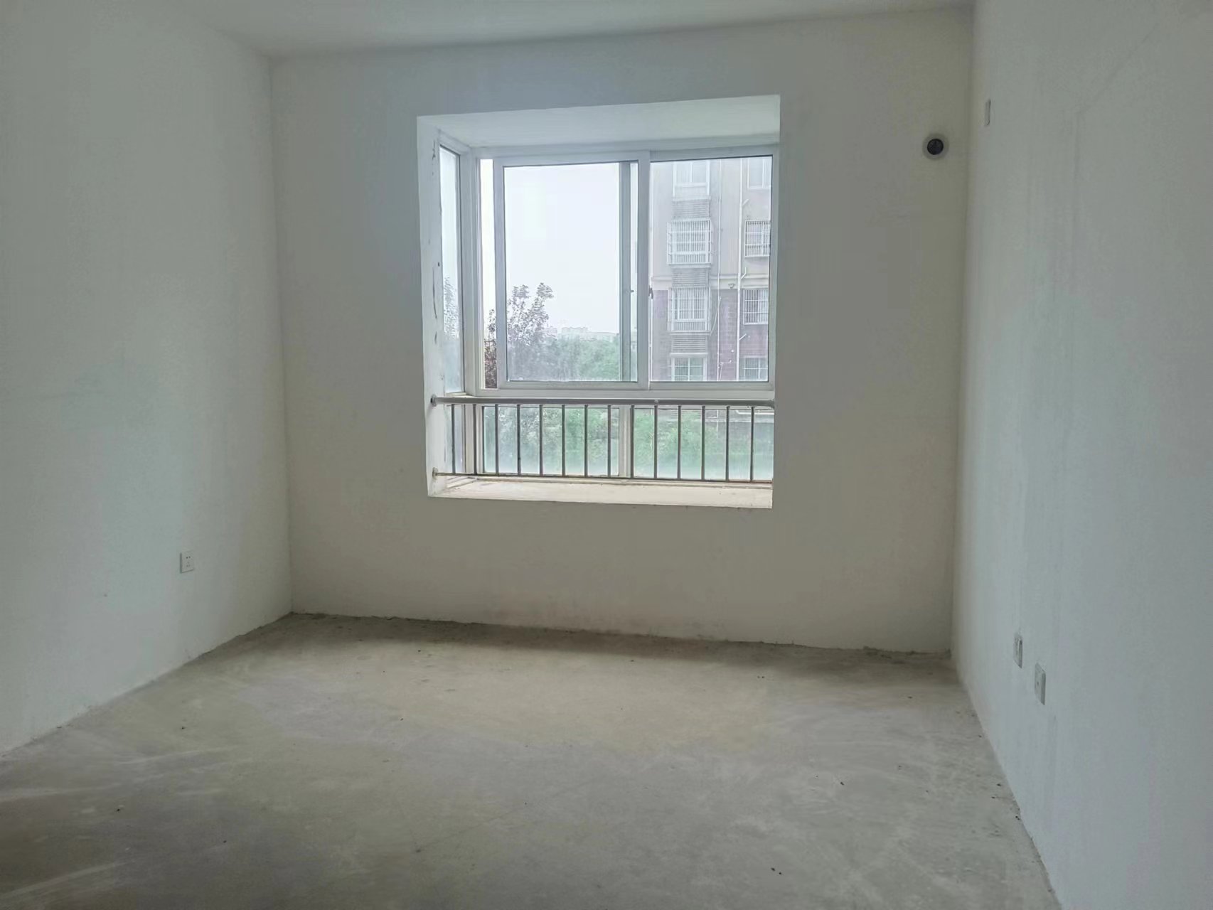 天熹苑 3室2厅2卫 136m&sup2;