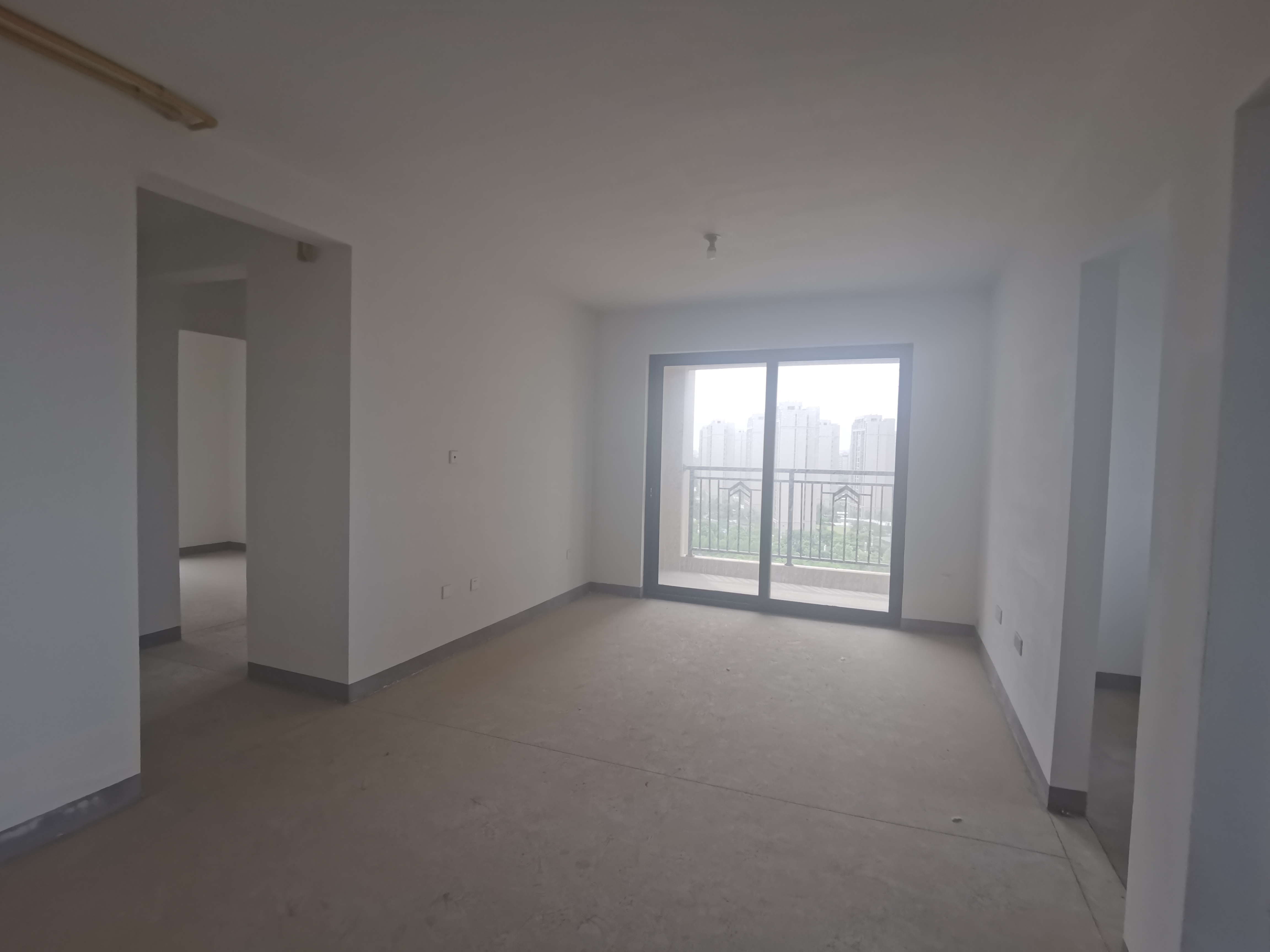 招商新城雍景湾 3室2厅2卫 117.00m²