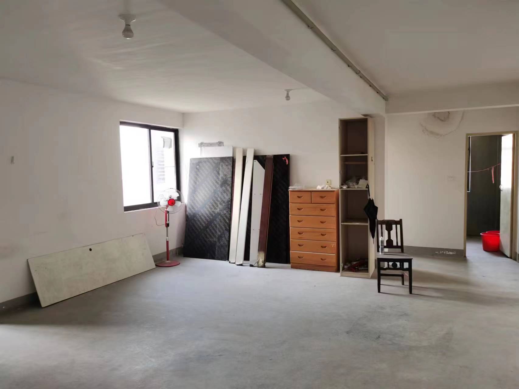 江景苑小区 3室2厅2卫 134m&sup2;