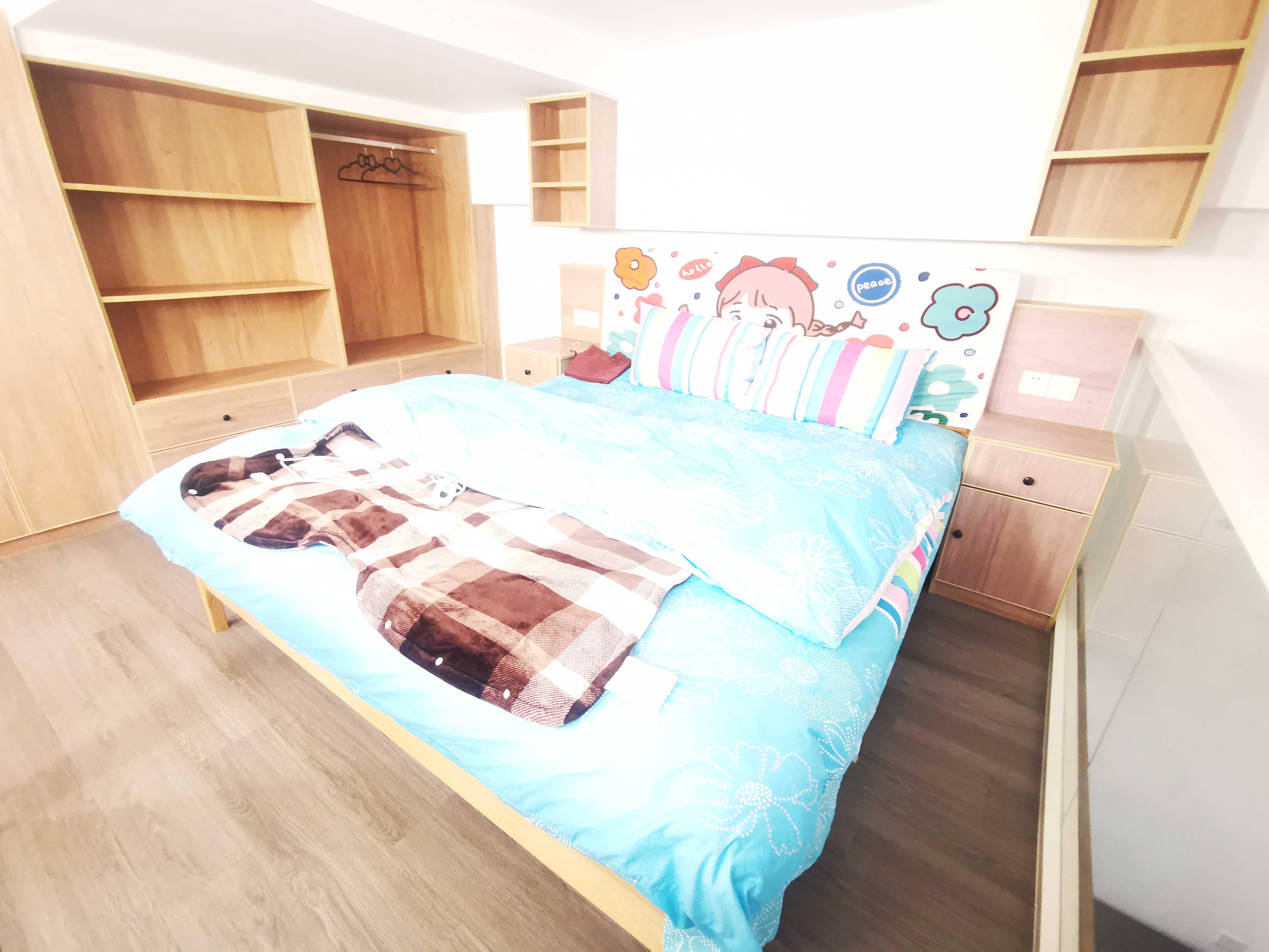 铂金时代 1室1厅1卫 32.48m²