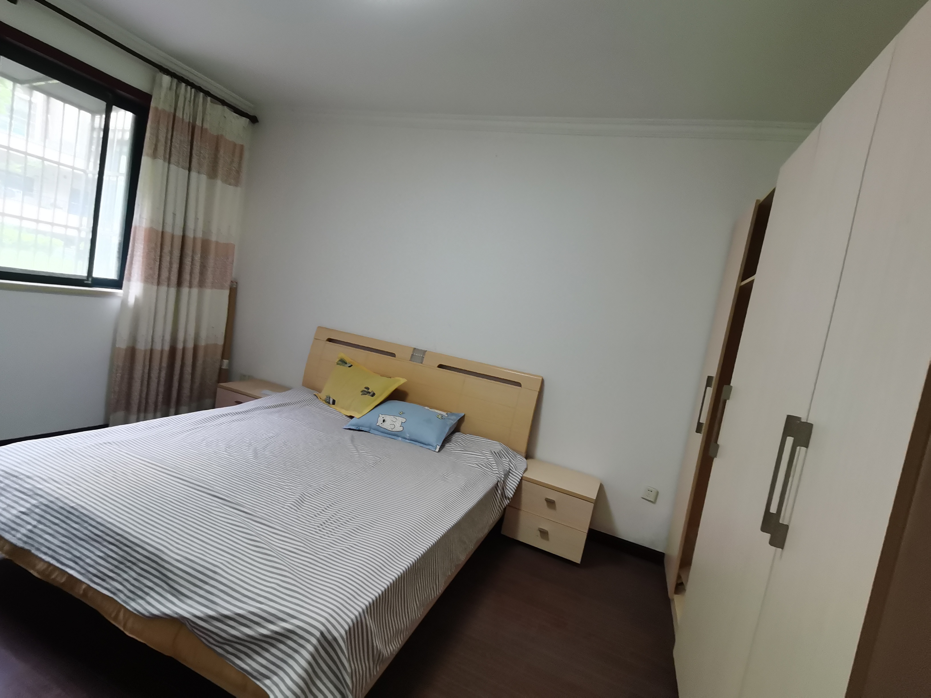 金和家园 3室2厅2卫 134m&sup2;