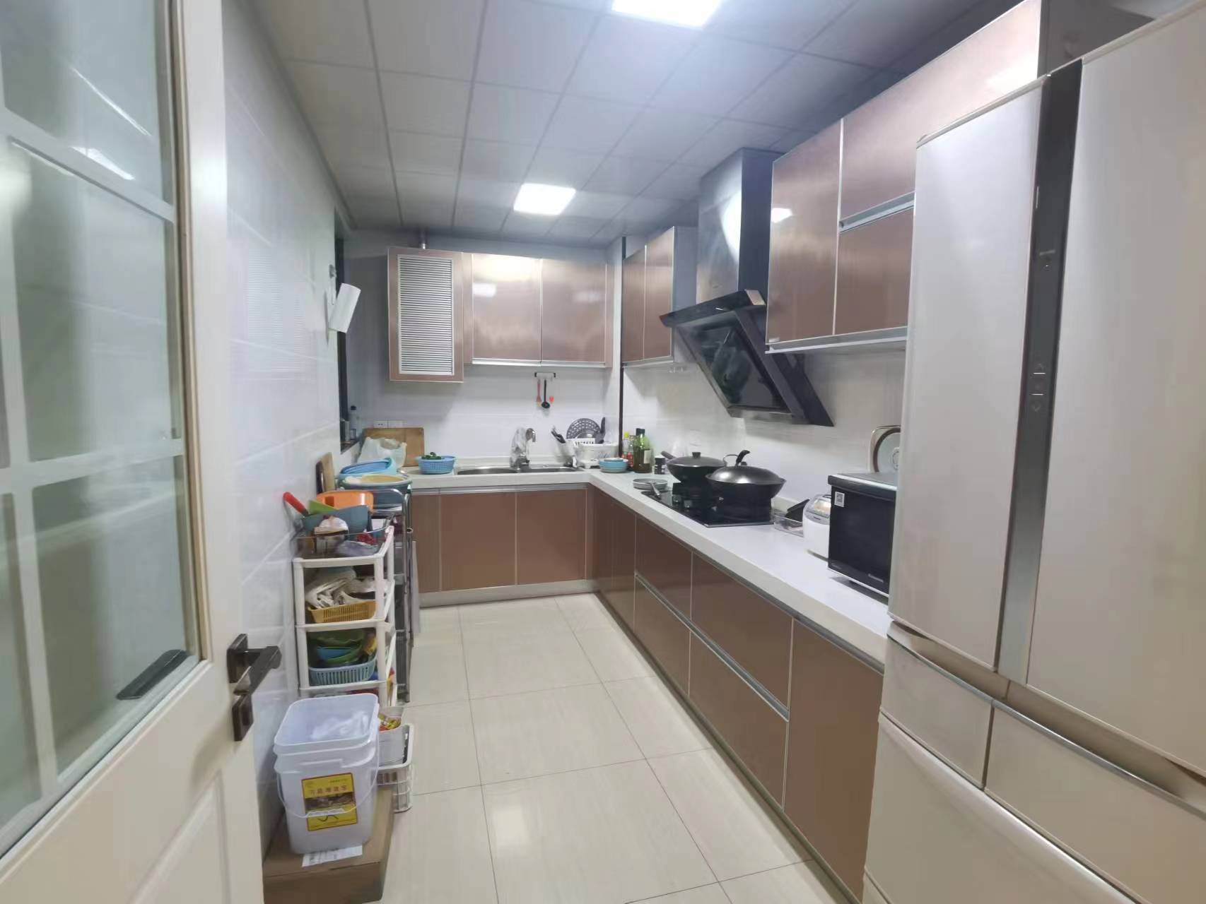 万通城 5室2厅2卫 122m&sup2;