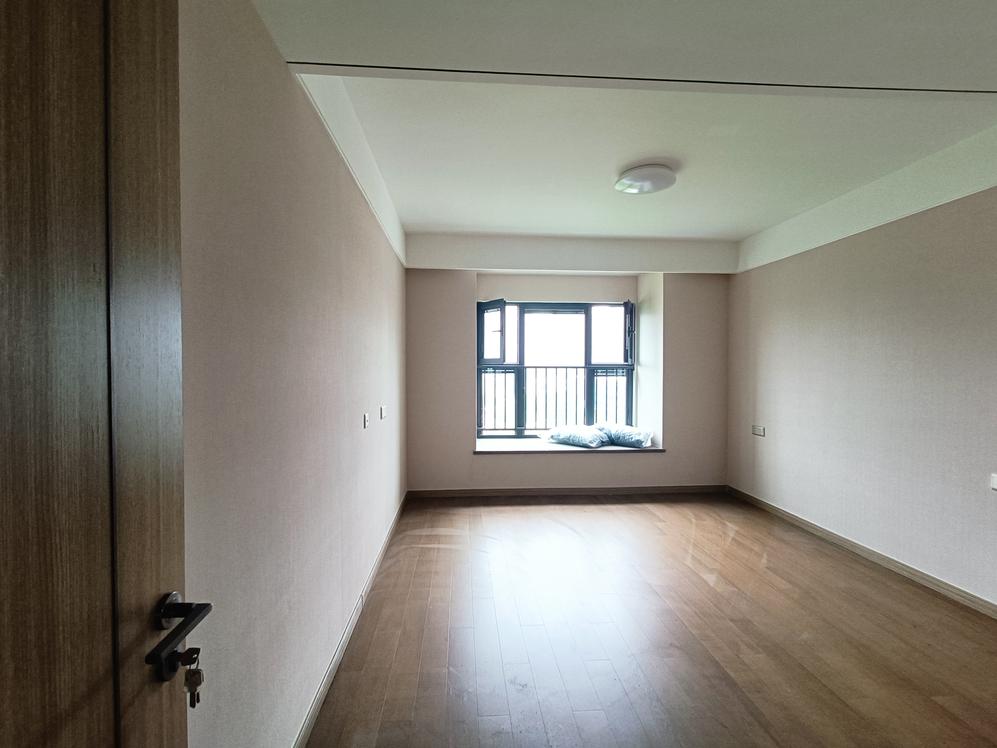 中海翠湖溪岸 3室2厅2卫 128.86m&sup2;