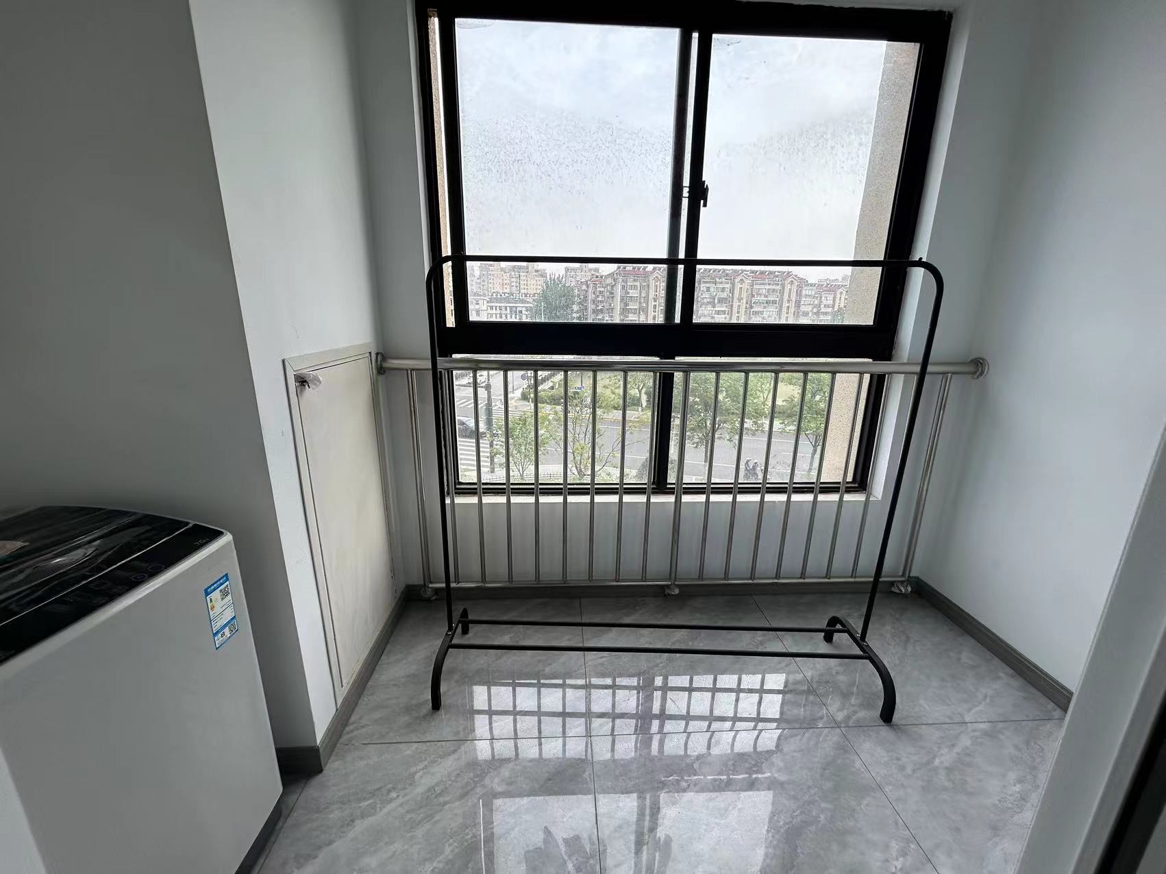 百花馨苑 2室1厅1卫 95m&sup2;