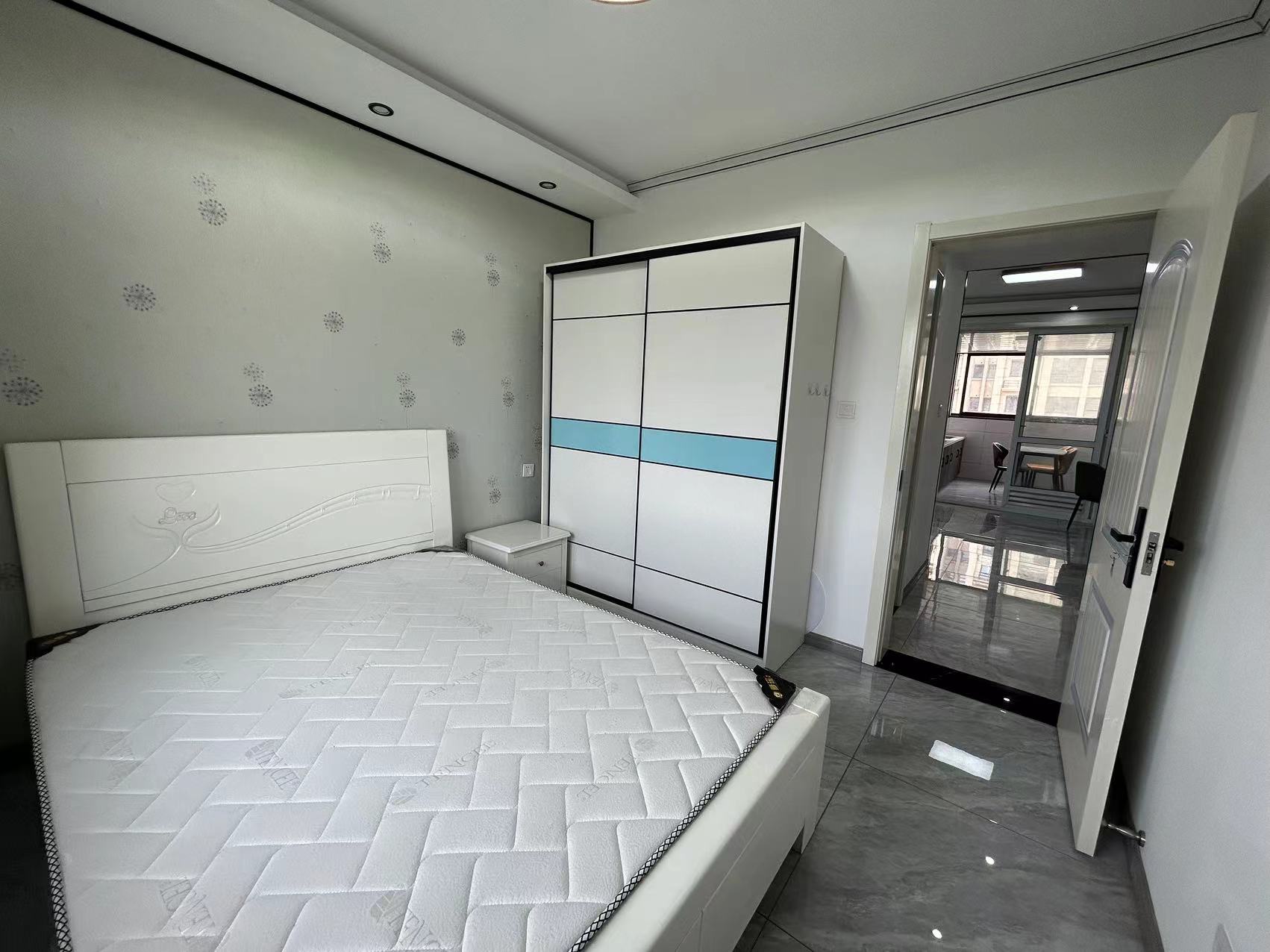 百花馨苑 2室1厅1卫 95m&sup2;