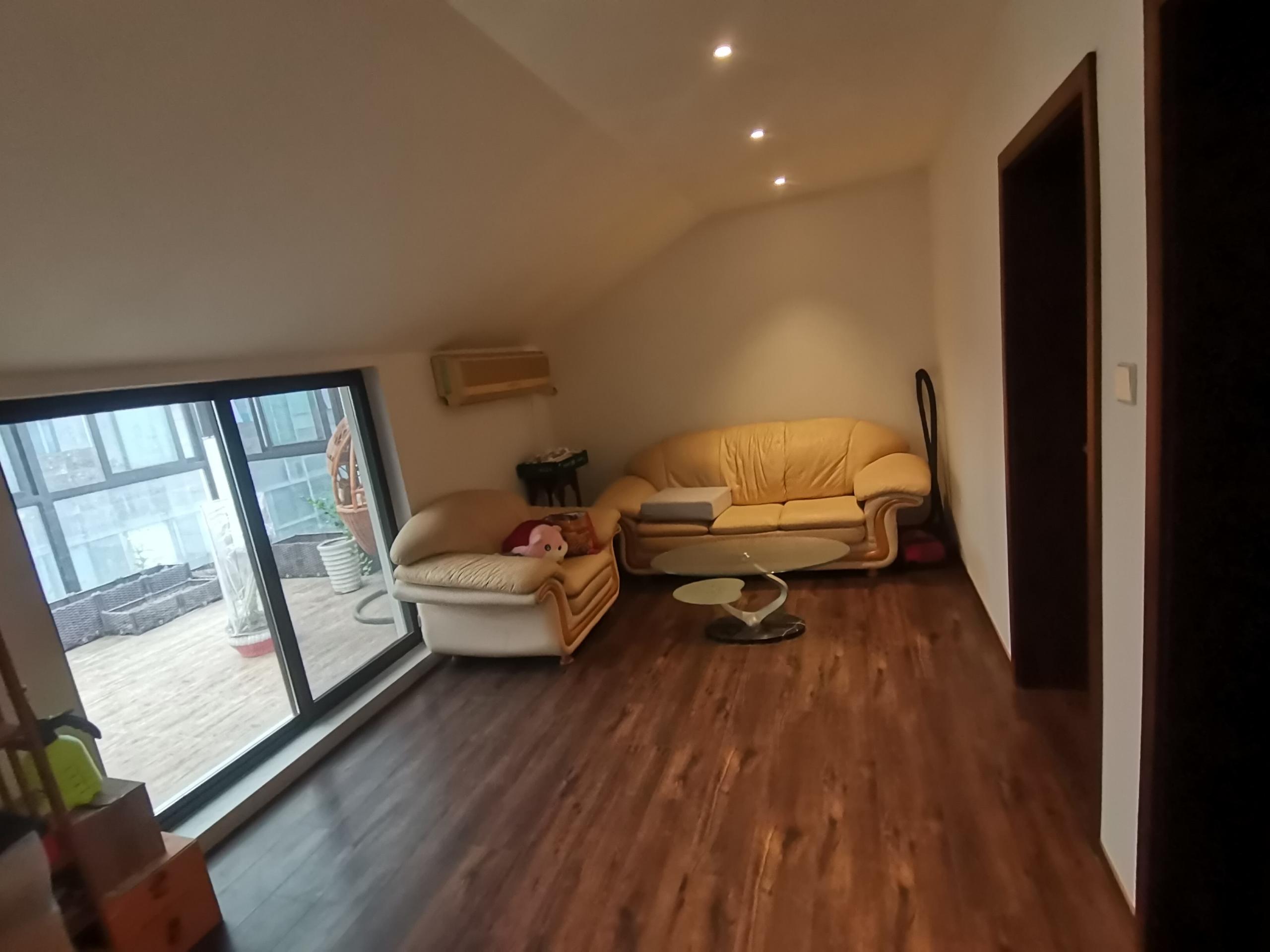 森大蒂花苑北区 7室3厅3卫 274.77m&sup2;