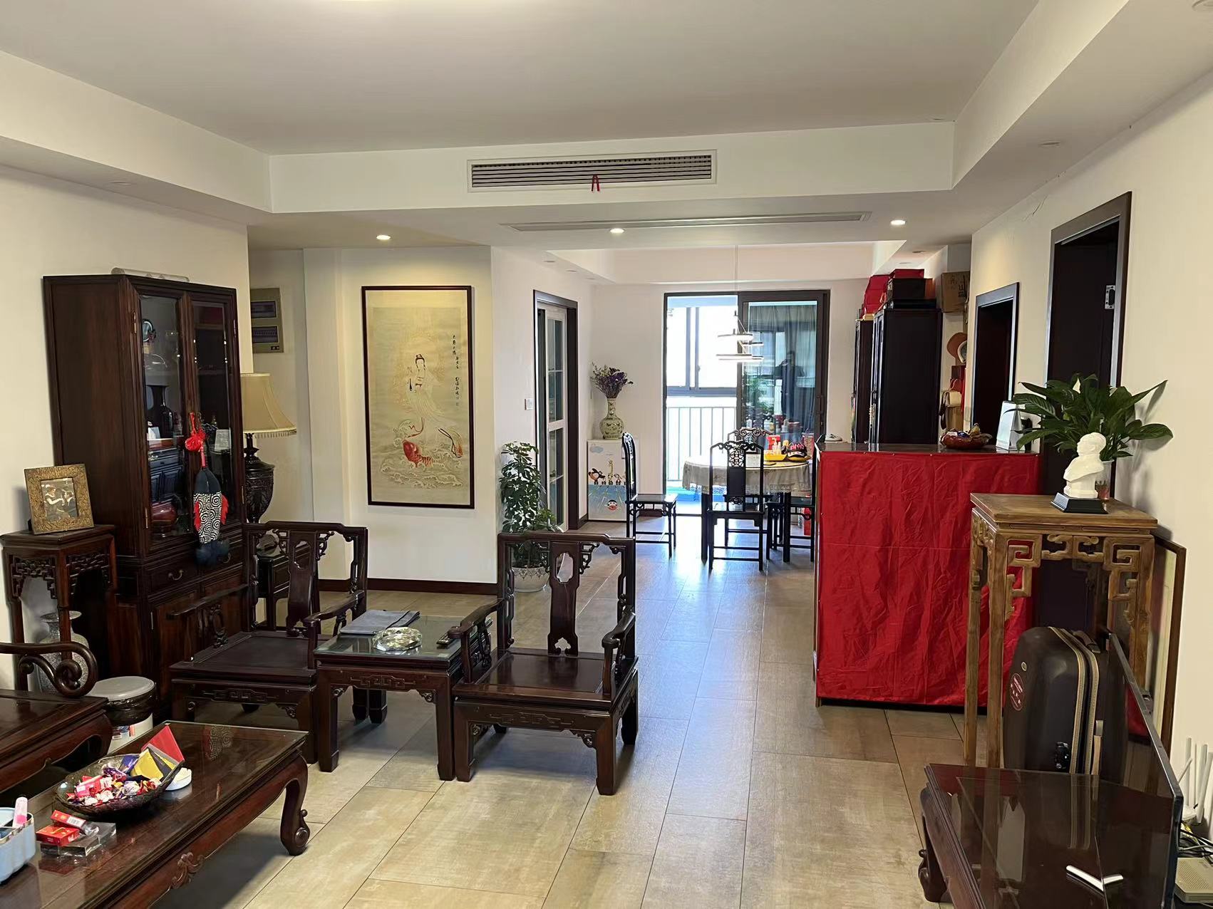万濠世家 4室2厅2卫 180.00m&sup2;