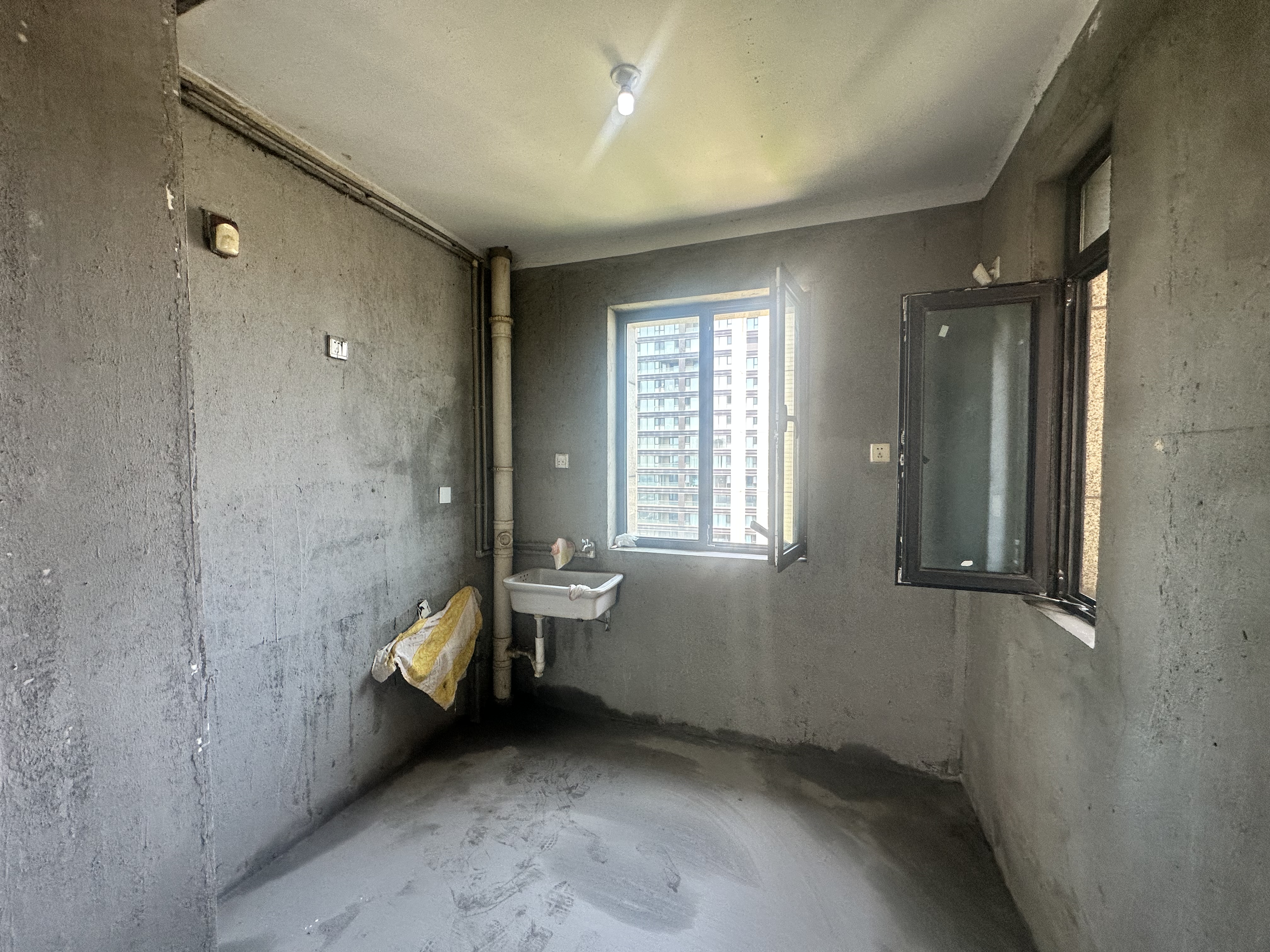 苏建名都城 3室2厅2卫 136.19m&sup2;