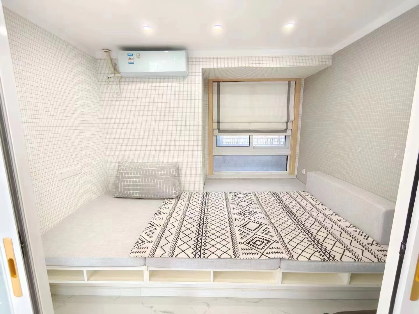 和融&bull;优山美地名邸 2室2厅1卫 87m&sup2;