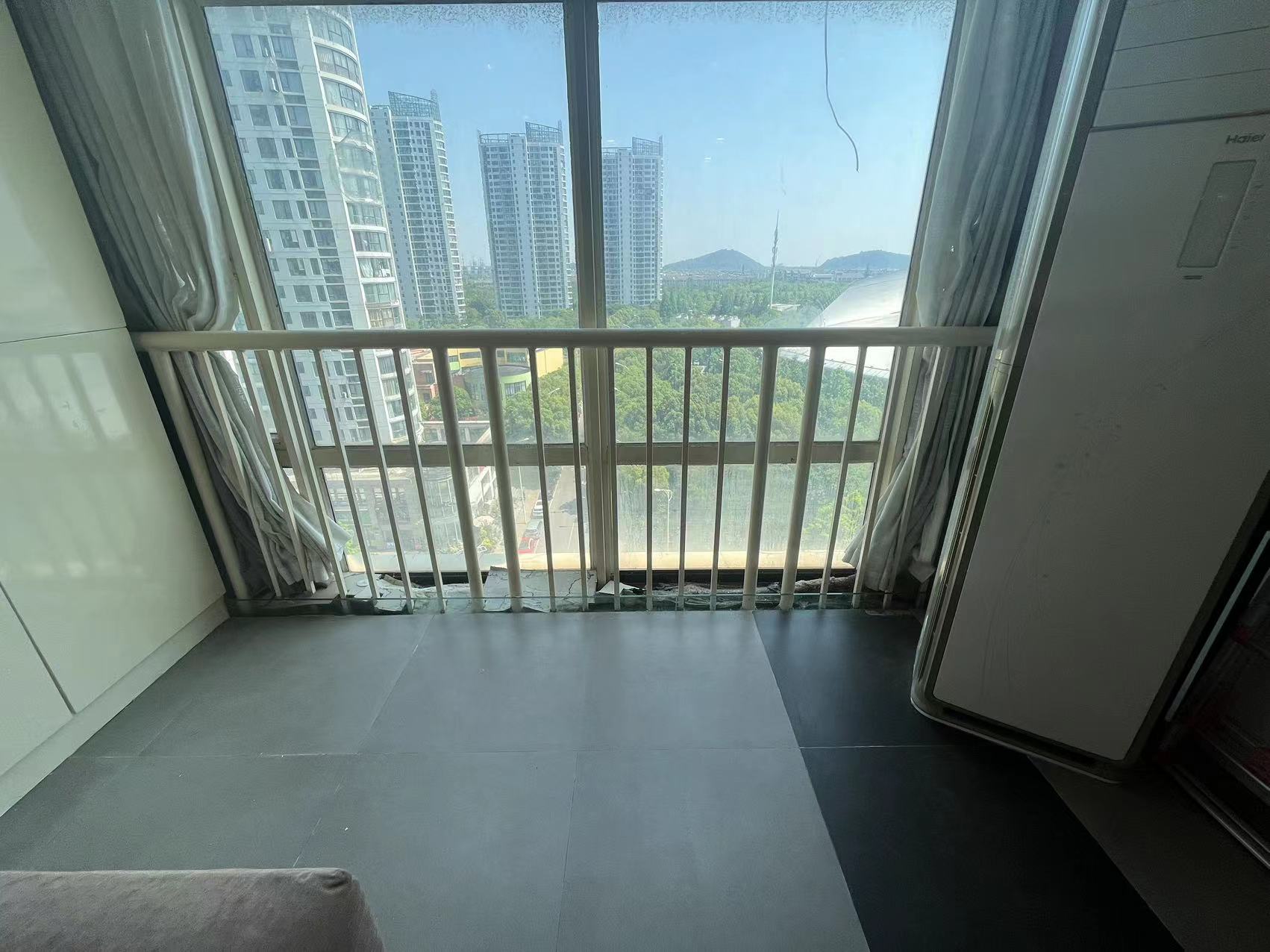 中南世纪城南区 1室1厅1卫 83.84m&sup2;