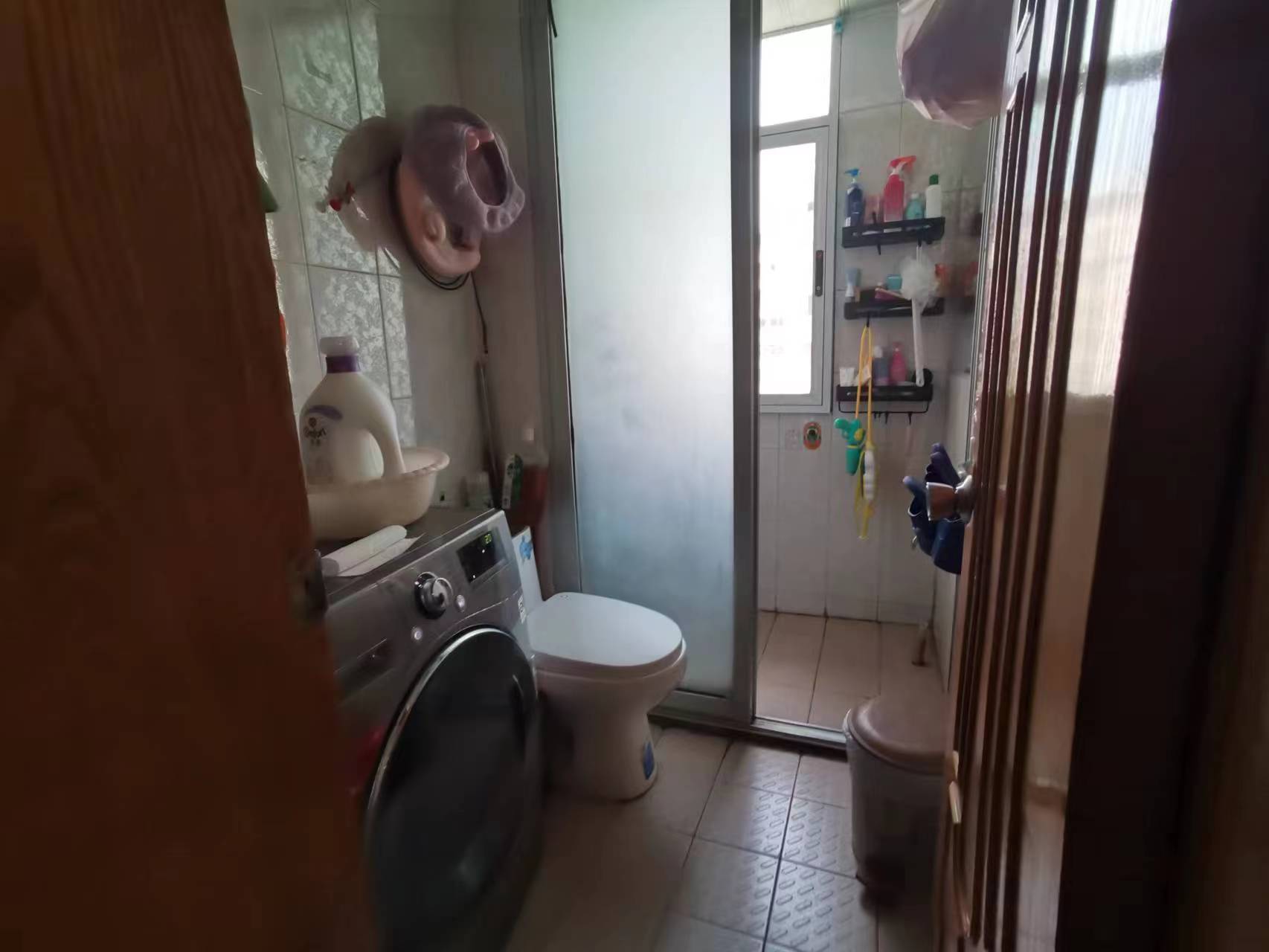 海港新村 3室2厅1卫 82.94m&sup2;
