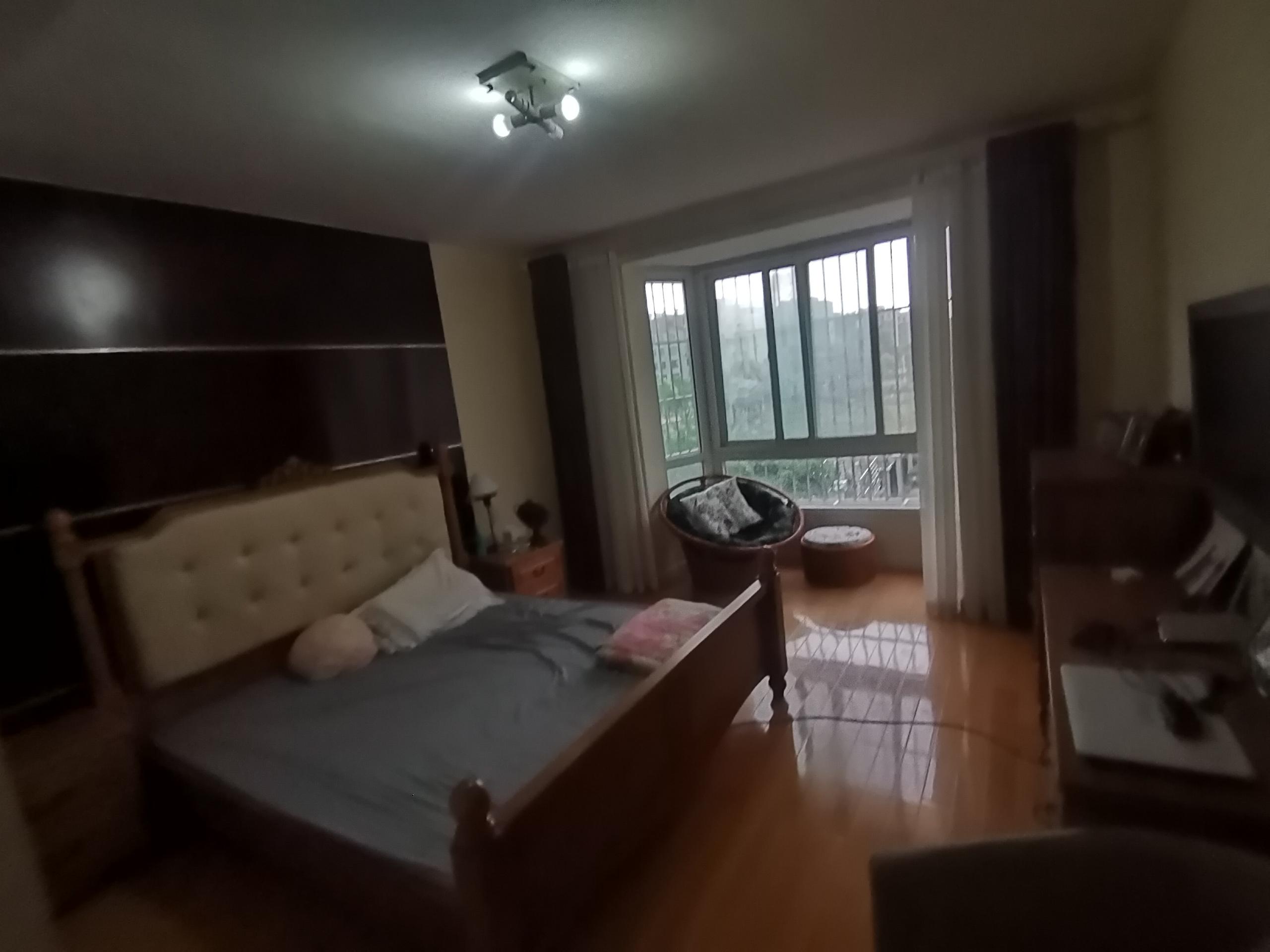 中南俪园 4室2厅2卫 157.00m&sup2;