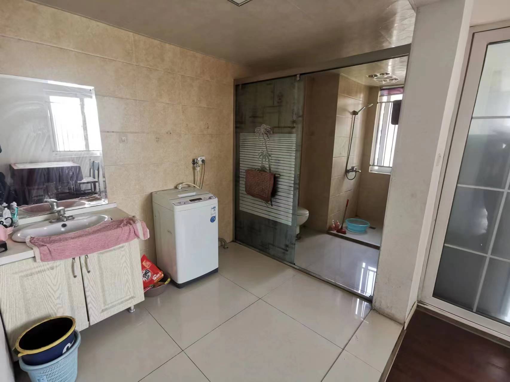 盛唐公寓 3室2厅1卫 138.67m&sup2;