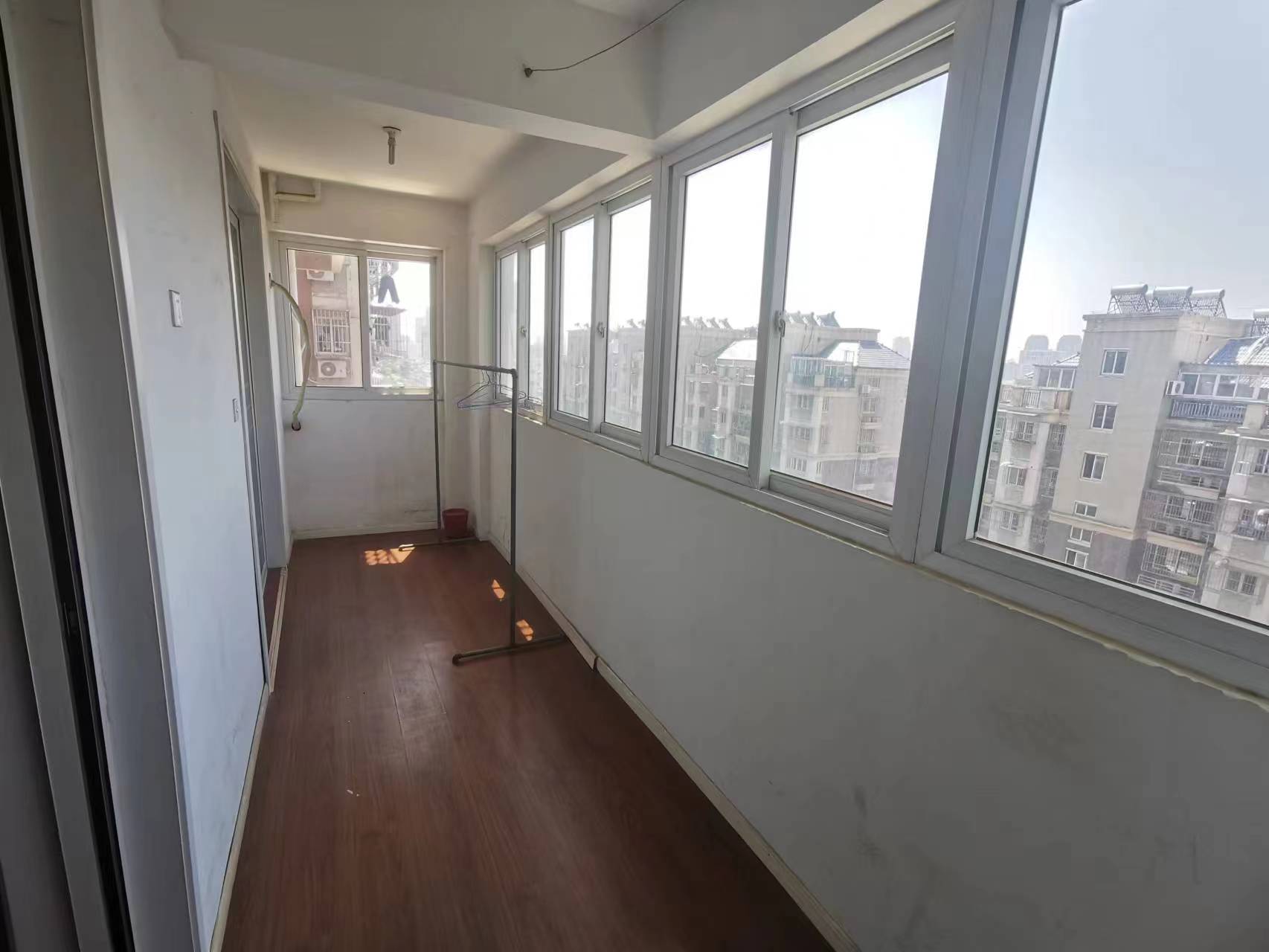 盛唐公寓 3室2厅1卫 138.67m&sup2;