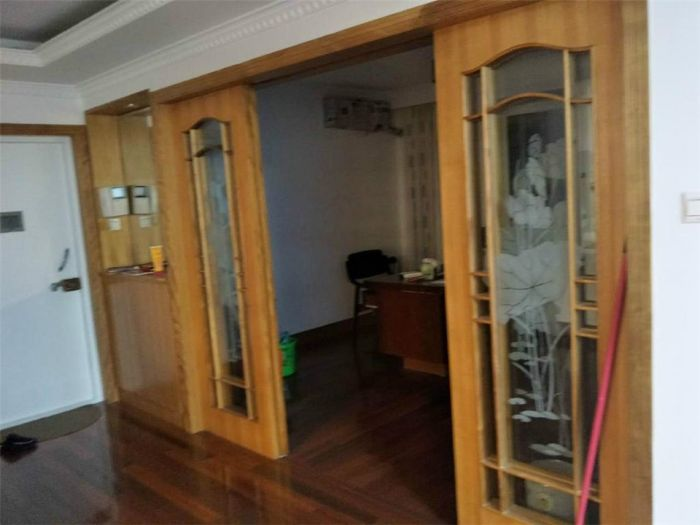 德民花苑 3室2厅1卫 128m&sup2;