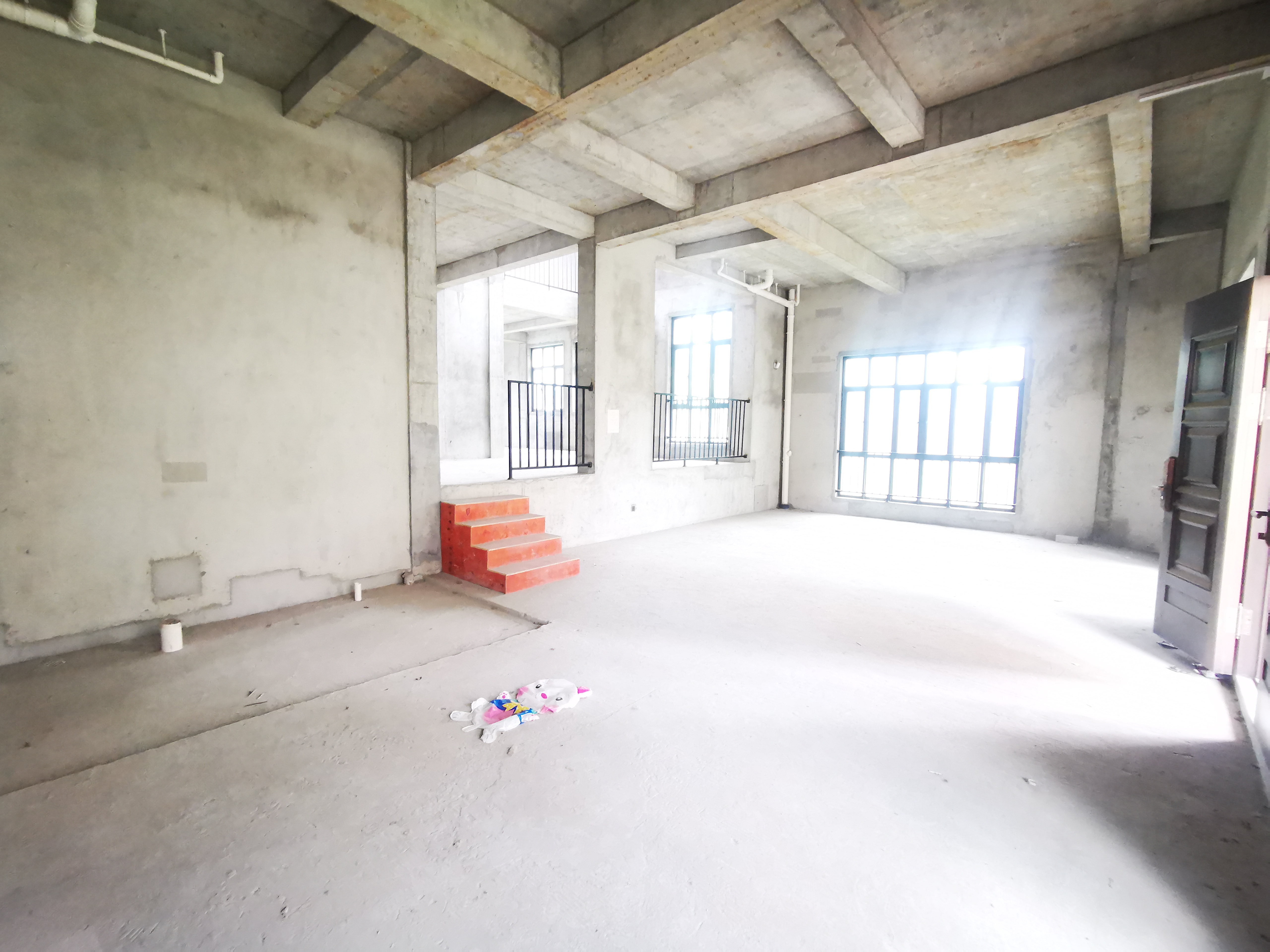 华夏传承府 5室2厅3卫 618.00m²