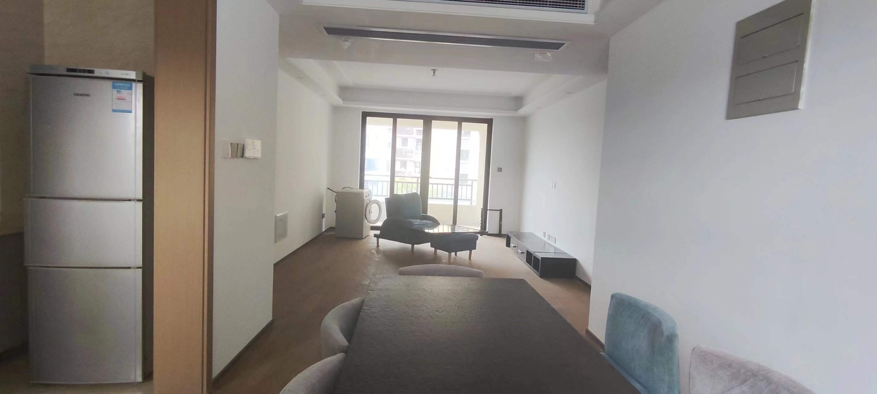 春风南岸东园 4室2厅2卫 136m&sup2;